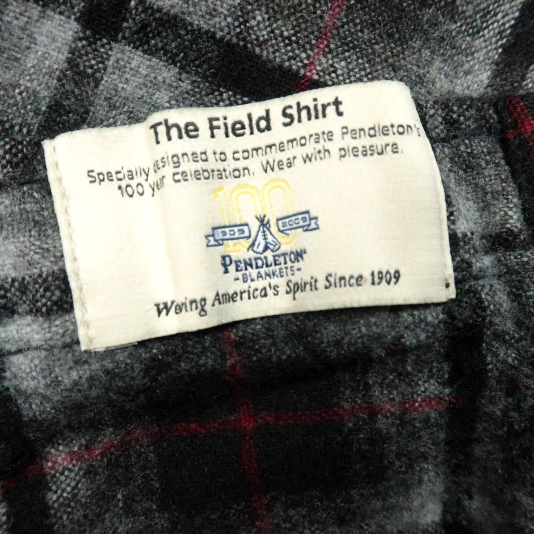 Pendleton VINTAGE Pendleton Shirt Mens Large Gray Plaid Flannel Long Sleeve Wool The Field Size US L / EU 52-54 / 3 - 4 Thumbnail