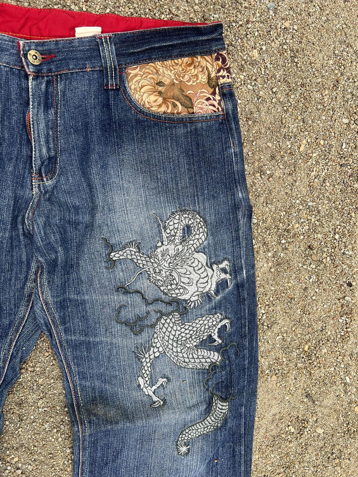 If Six Was Nine ‼️OFFER‼️Vintage jeans infinity dragon pocket saiz 38 Size US 38 / EU 54 - 7 Thumbnail