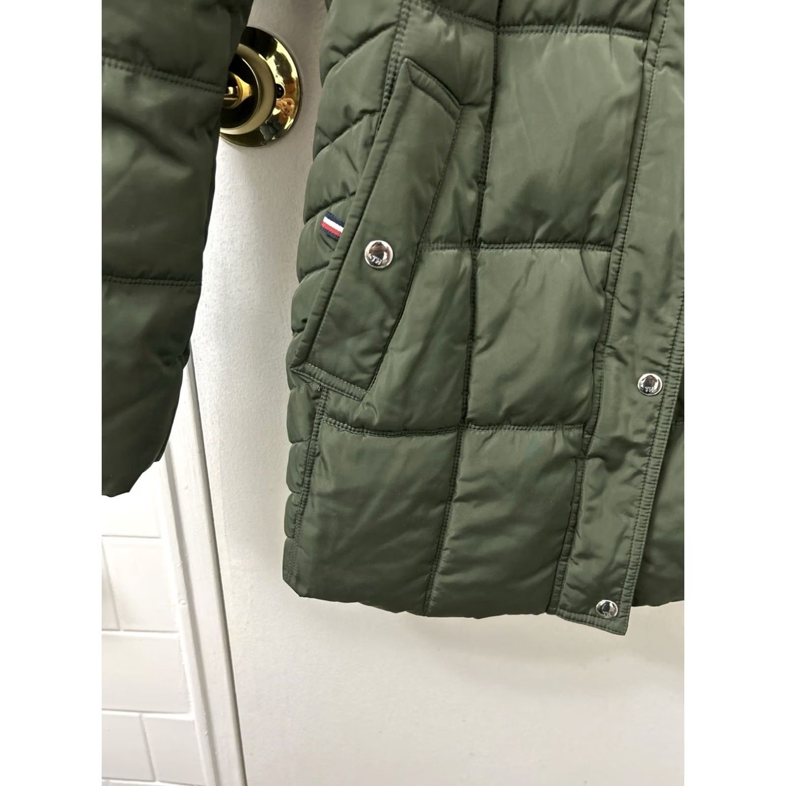 Tommy Hilfiger Tommy Hilfiger Puffer Jacket Womens L Olive Green Full Zip Parka Pockets Quilted Logo L/S Coat Size L / US 10 / IT 46 - 7 Thumbnail