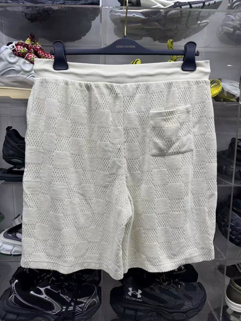 Louis Vuitton Louis Vuitton size L Fw25 Checkerboard Towel Shorts Size US 30 / EU 46 - 2 Thumbnail