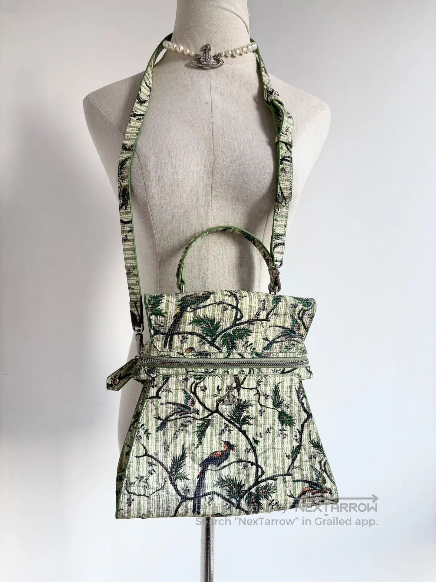 Vivienne Westwood Vivienne Westwood Vintage Green Saturn Handbag. Size ONE SIZE - 1 Thumbnail