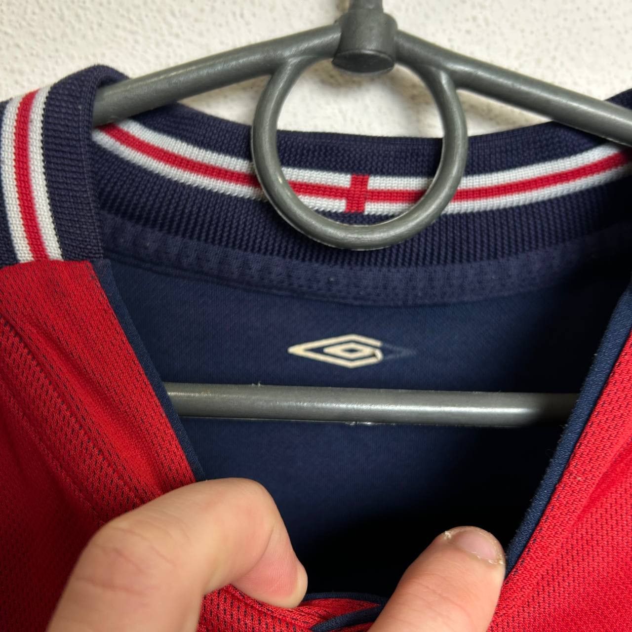 Umbro Vintage Umbro England 2004 Two Sided rare soccer jersey Size US M / EU 48-50 / 2 - 5 Thumbnail