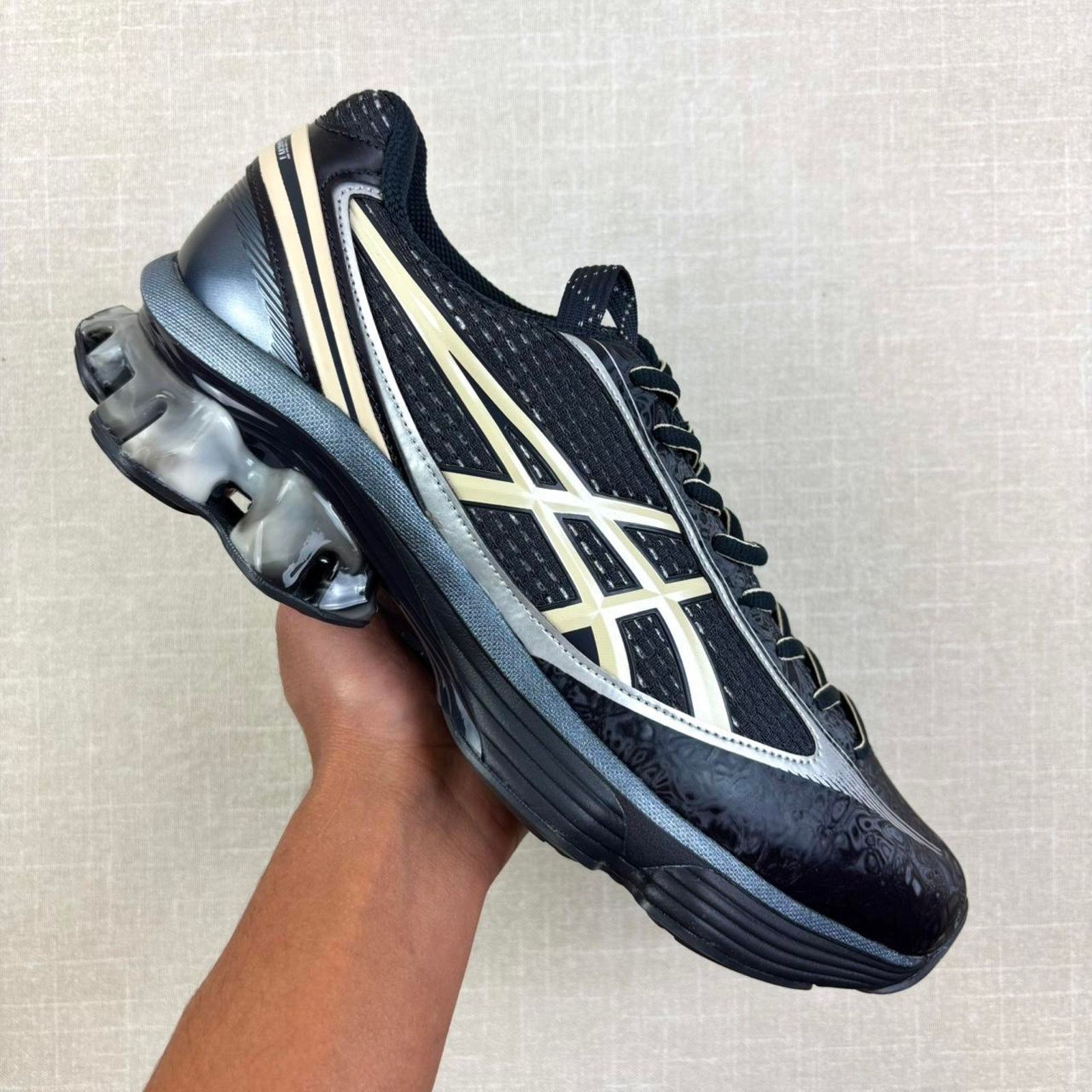 Kiko x ASICS US6-S Gel-Kinetic Fluent “Black Vanilla” 9M