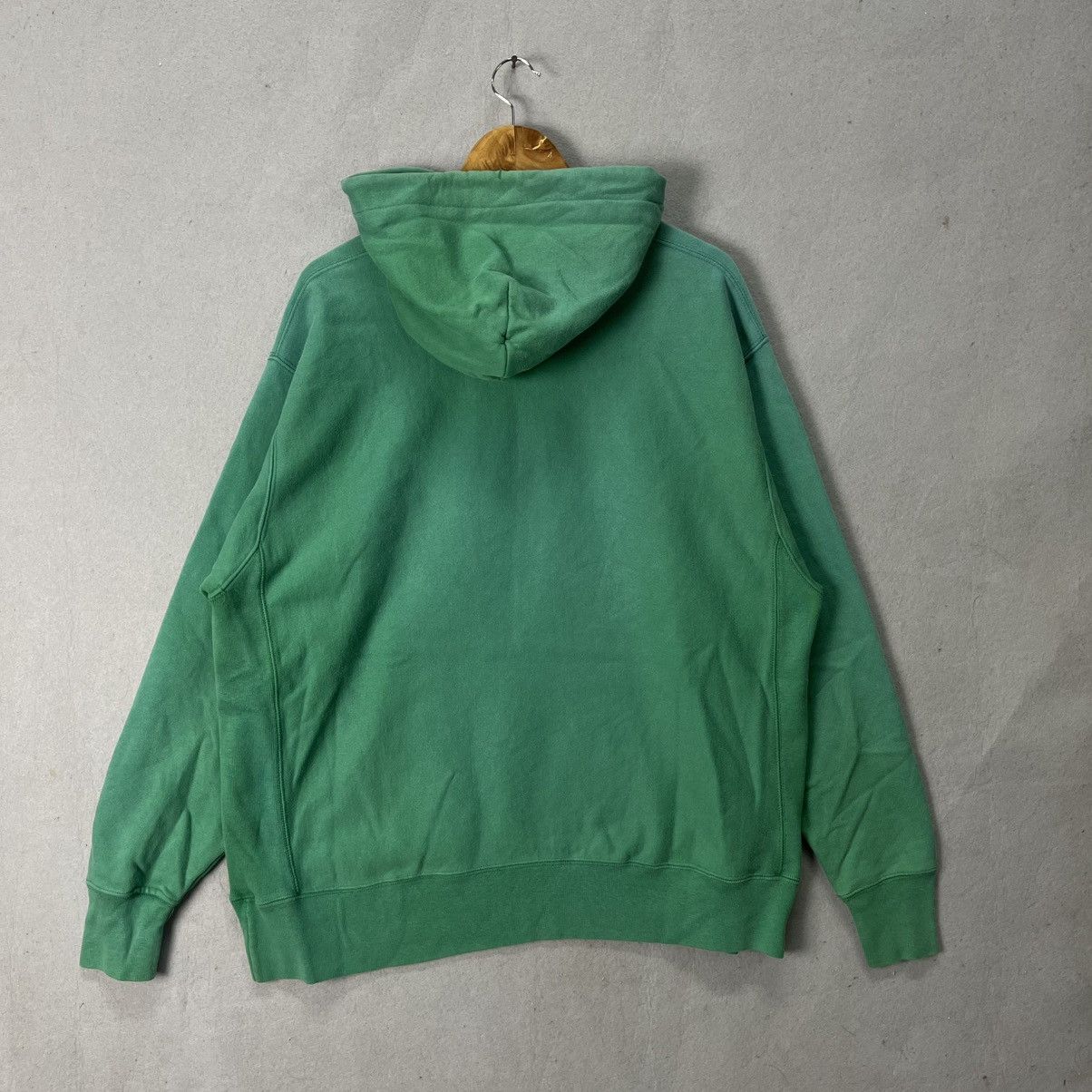 Champion Champion Reverse Weave “VETERAN” Hoodie – Green (Size XL) Size US XL / EU 56 / 4 - 7 Thumbnail