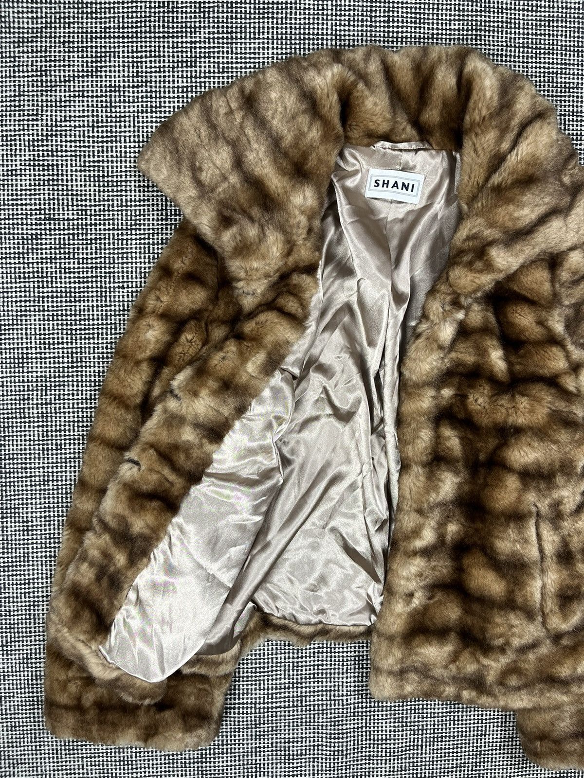 Vintage Faux Fur fuzzy cropped jacket avant garde Size US M / EU 48-50 / 2 - 5 Thumbnail