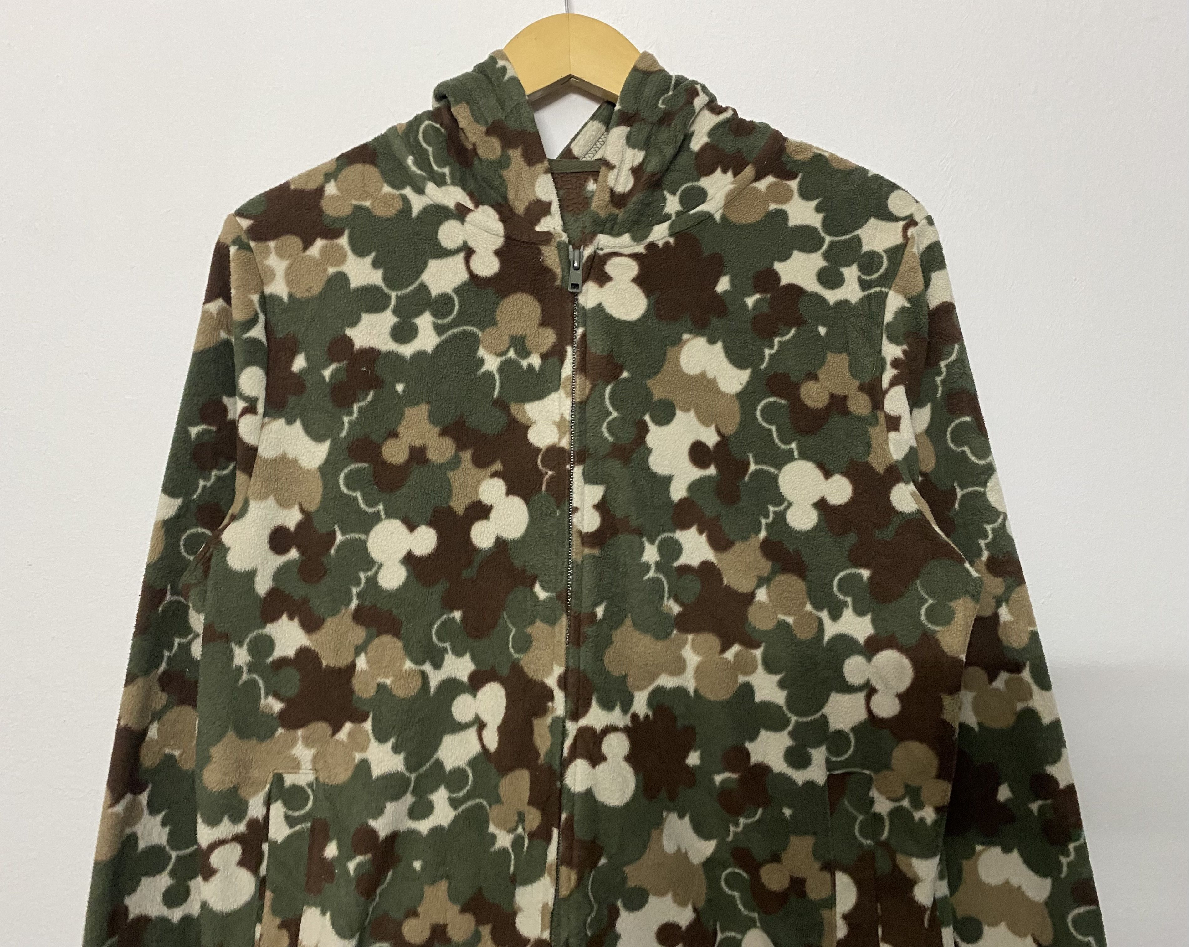 Disney Disney x Belle Maison Mickey Mouse Camo Fleece Hoodie Jacket Size M / US 6-8 / IT 42-44 - 3 Thumbnail