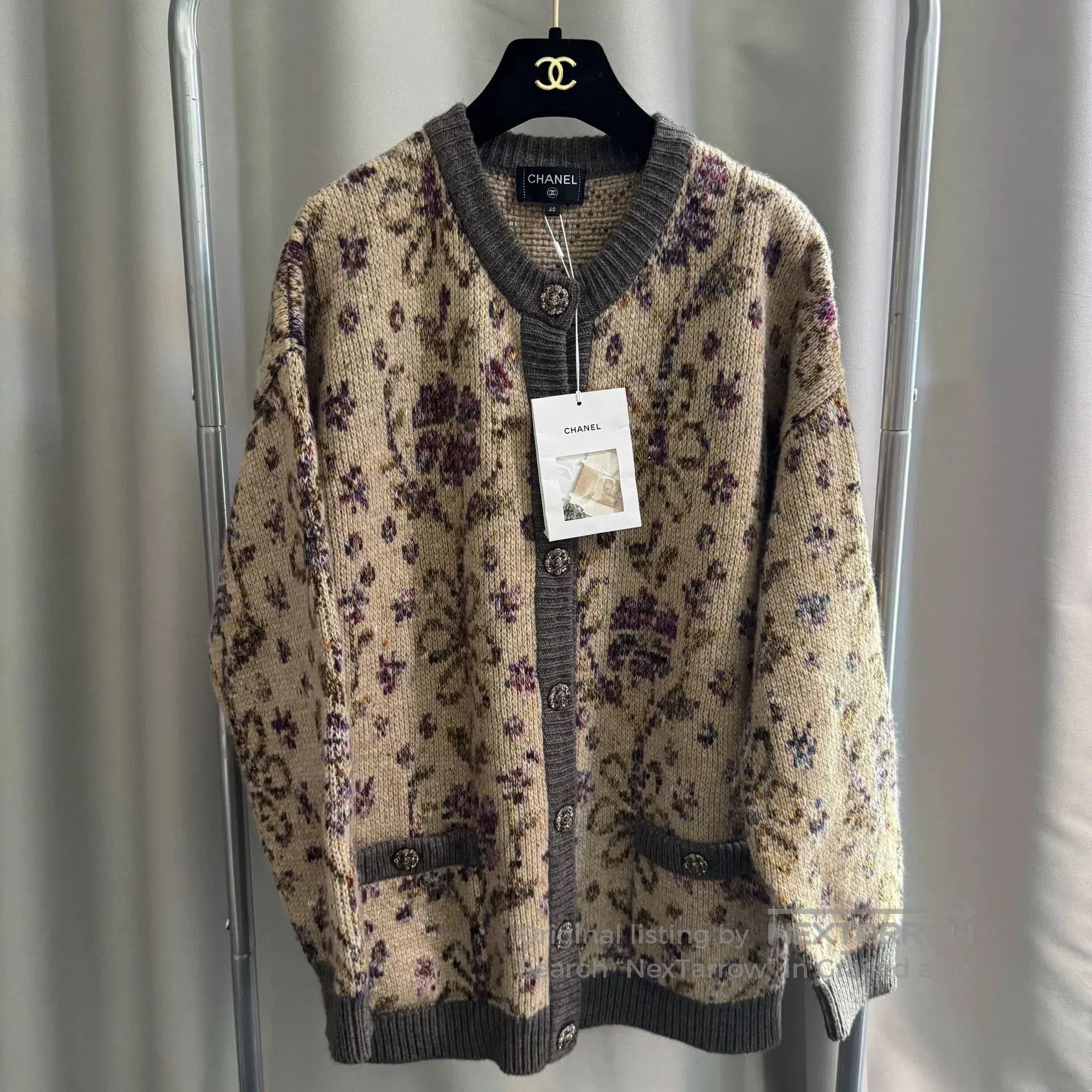 Chanel chanel 22k khaki floral knit cardigan. Size US L / EU 52-54 / 3 - 1 Thumbnail