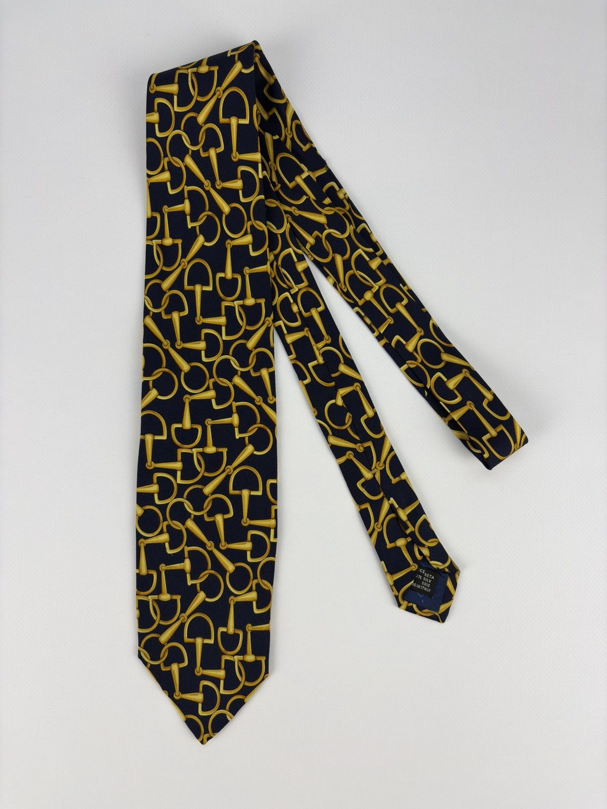 Gucci Gucci Vintage Silk Tie rare nice design Made in Italy Size ONE SIZE - 2 Thumbnail