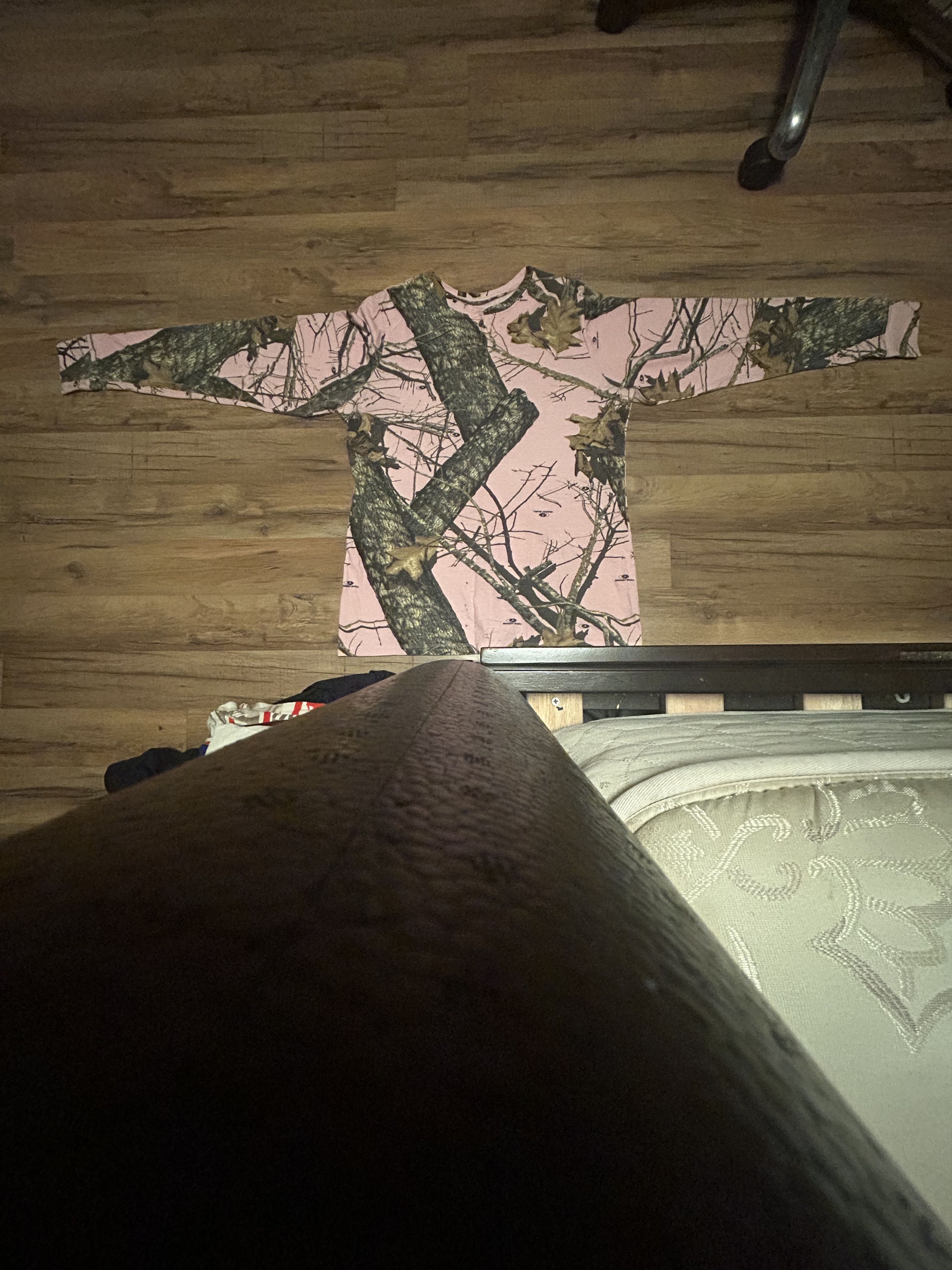 Other pink camo shirt Size US M / EU 48-50 / 2 - 2 Thumbnail