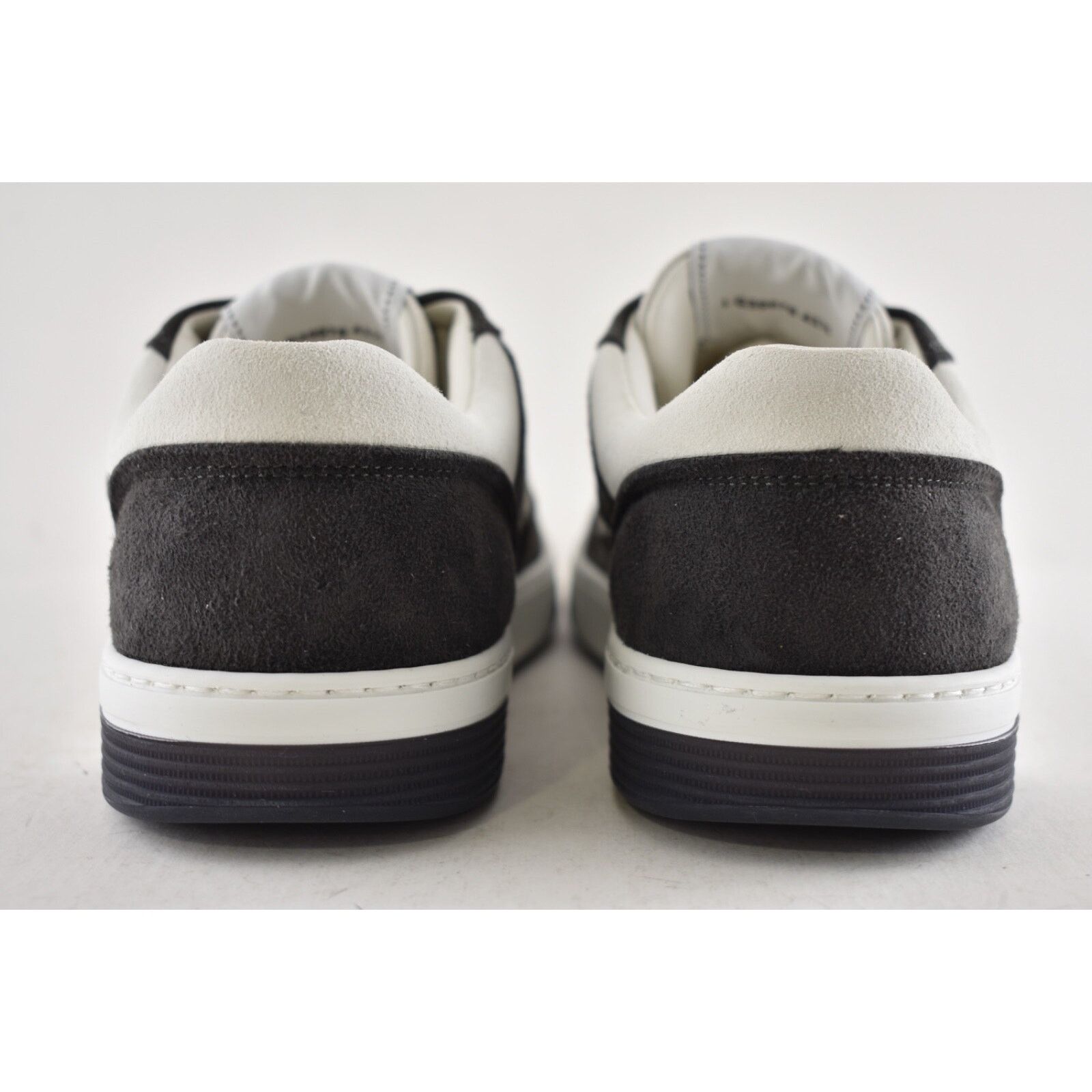 Chanel Chanel Suede White CC Logo Lace Up Runner Sneaker 38 Size US 8 / IT 38 - 12 Thumbnail