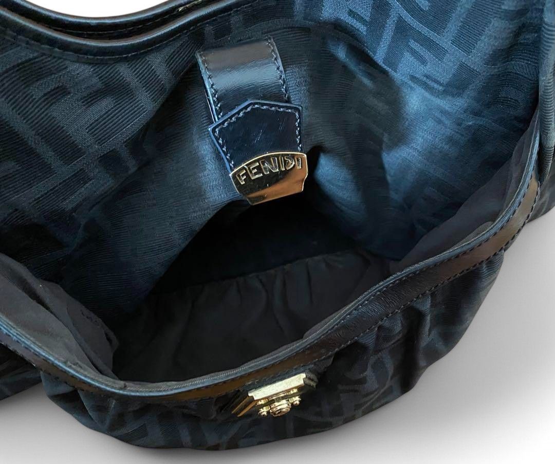 Fendi Fendi - Black Large Tote Handbag Zucca Pattern Monogram Size ONE SIZE - 9 Thumbnail