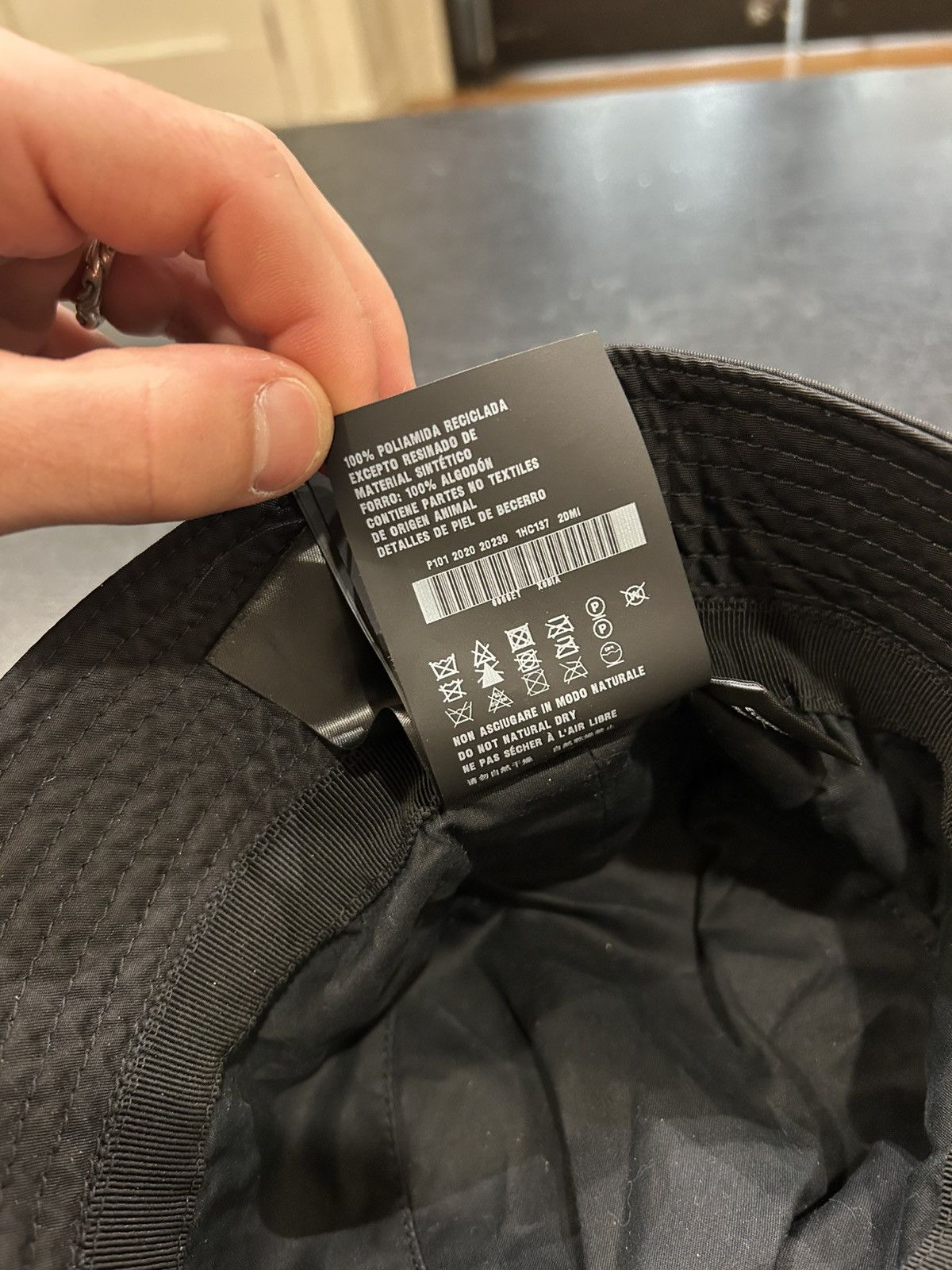 Prada Prada RE-Nylon Bucket Hat - Black Size ONE SIZE - 10 Thumbnail