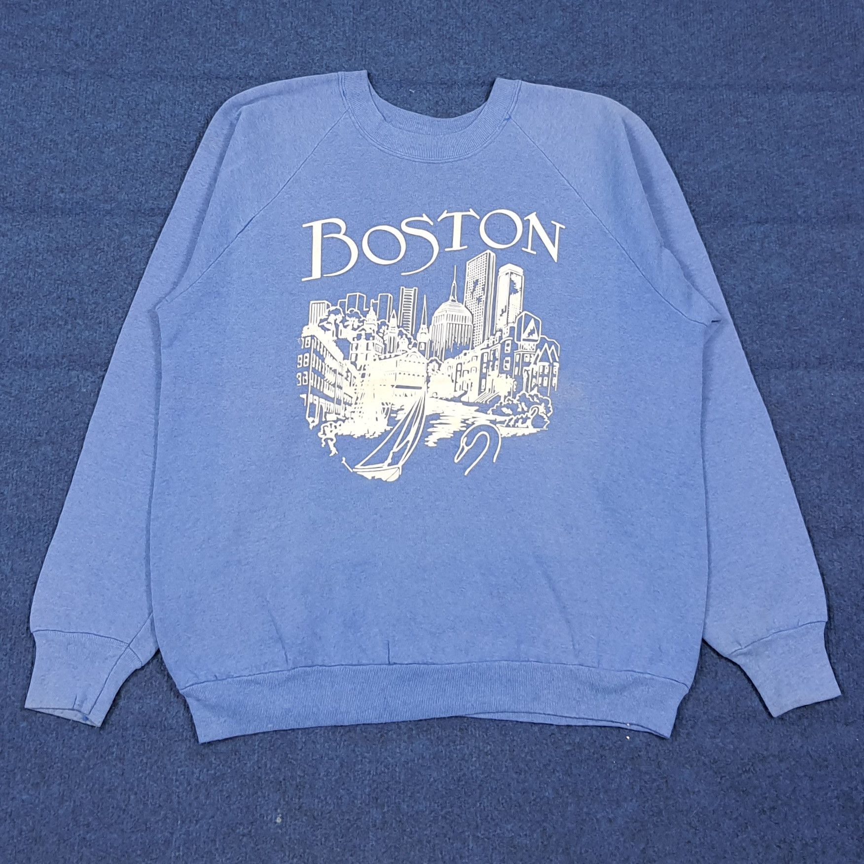 Fruit Of The Loom Vintage 90s Boston Skyline Sweatshirt Raglan C279N24 Size US M / EU 48-50 / 2 - 1 Thumbnail
