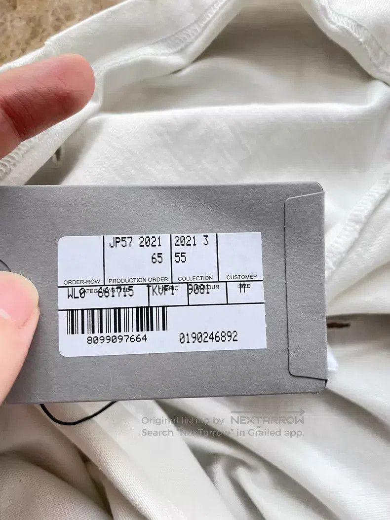 Balenciaga Balenciaga White 'Hi My Name is' slogan short-sleeve Size US M / EU 48-50 / 2 - 5 Thumbnail