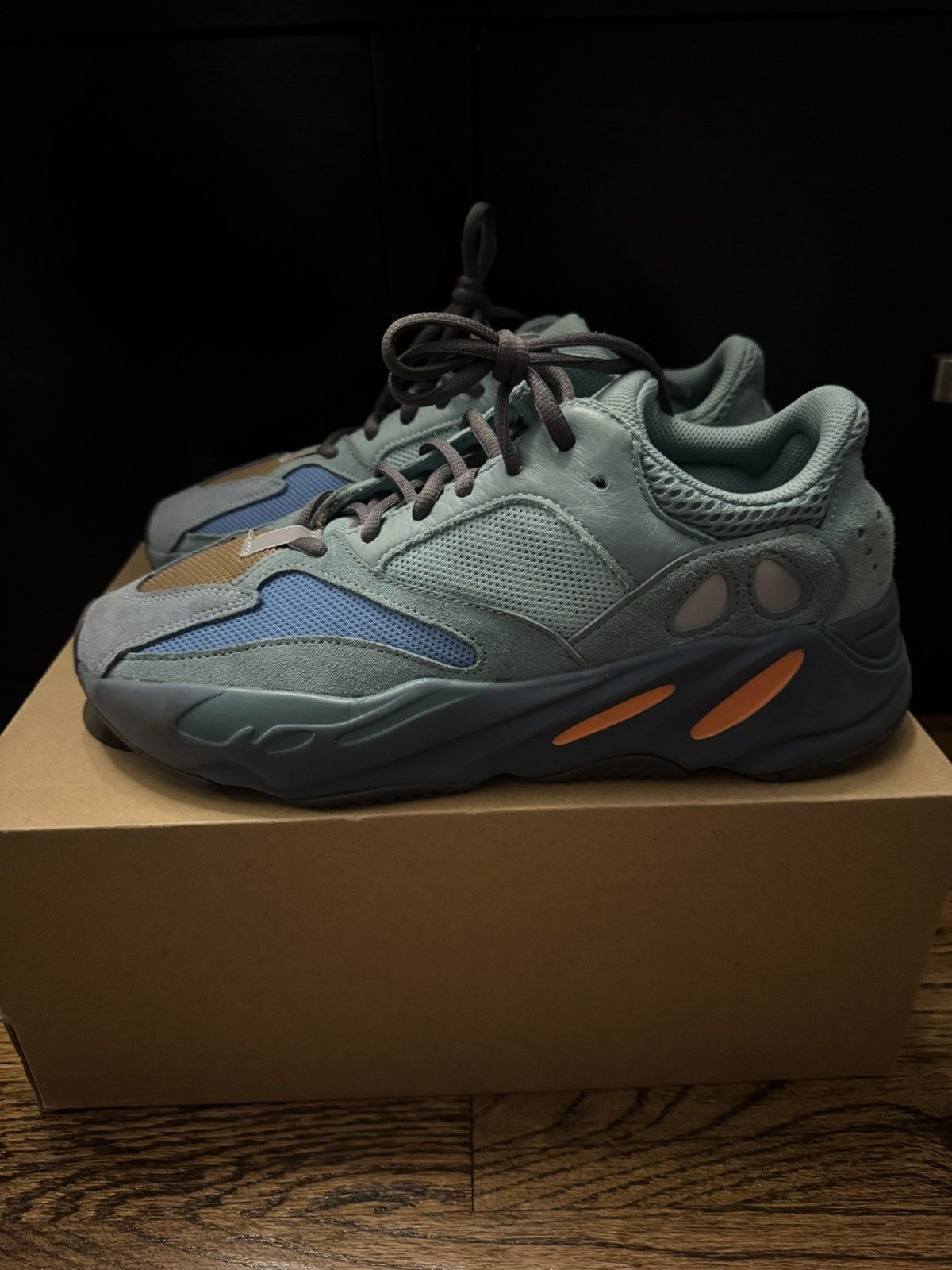 Yeezy Yeezy 700 'Faded Azure' Size US 10 / EU 43 - 7 Thumbnail