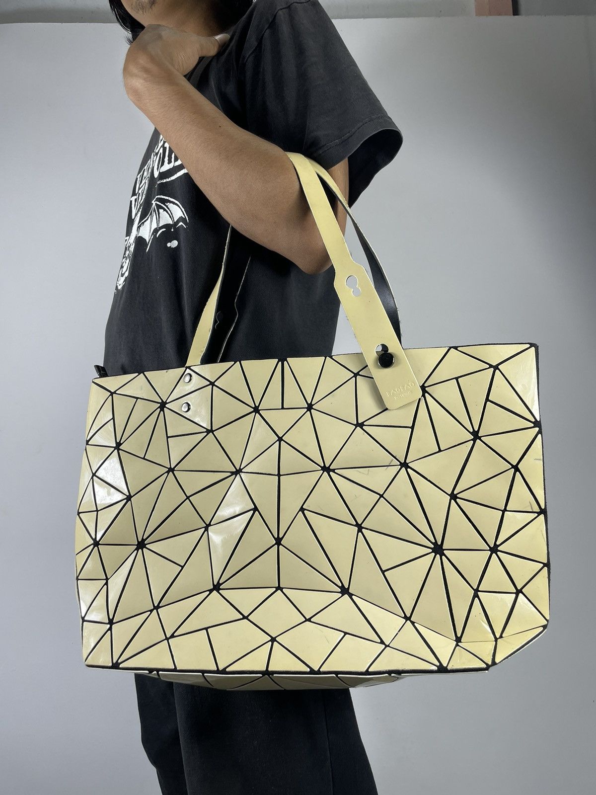 Issey Miyake Issey Miyake Bao Bao Iconic Tote Hand/Shoulders Bag Size ONE SIZE - 11 Thumbnail
