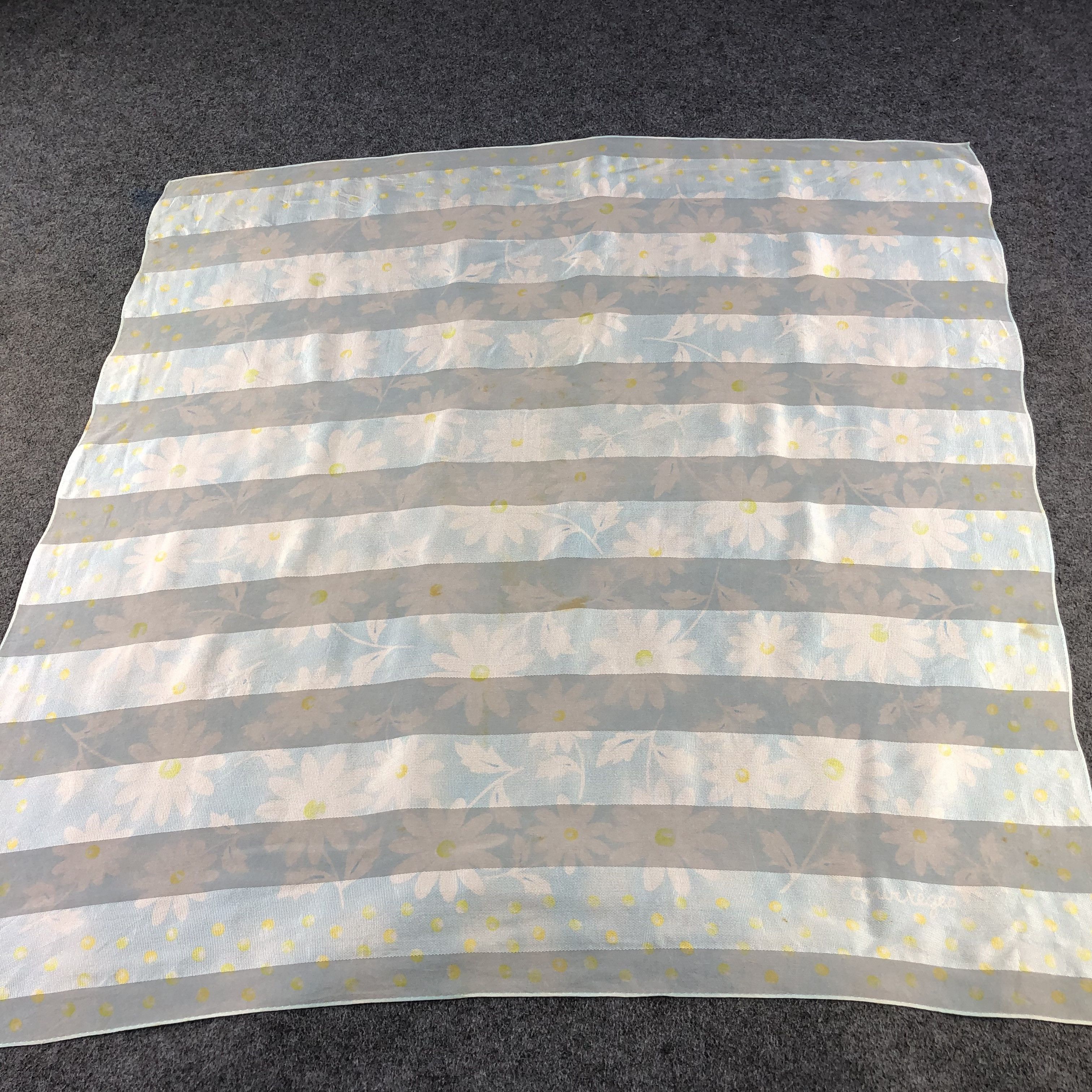Courreges Courreges Slit Thread Silk Scarf M865 Size ONE SIZE - 1 Thumbnail