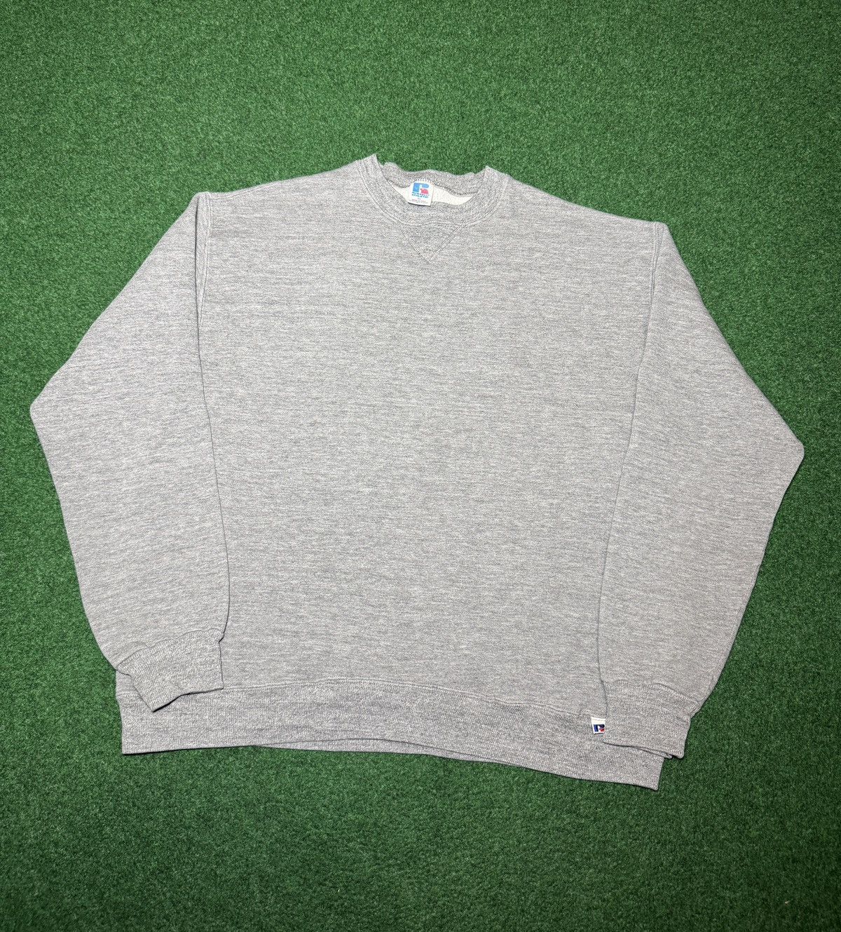 Russell Athletic Vtg 90s Russell Athletic Blank Minimalist S/M Sweatshirt Size US M / EU 48-50 / 2 - 1 Thumbnail