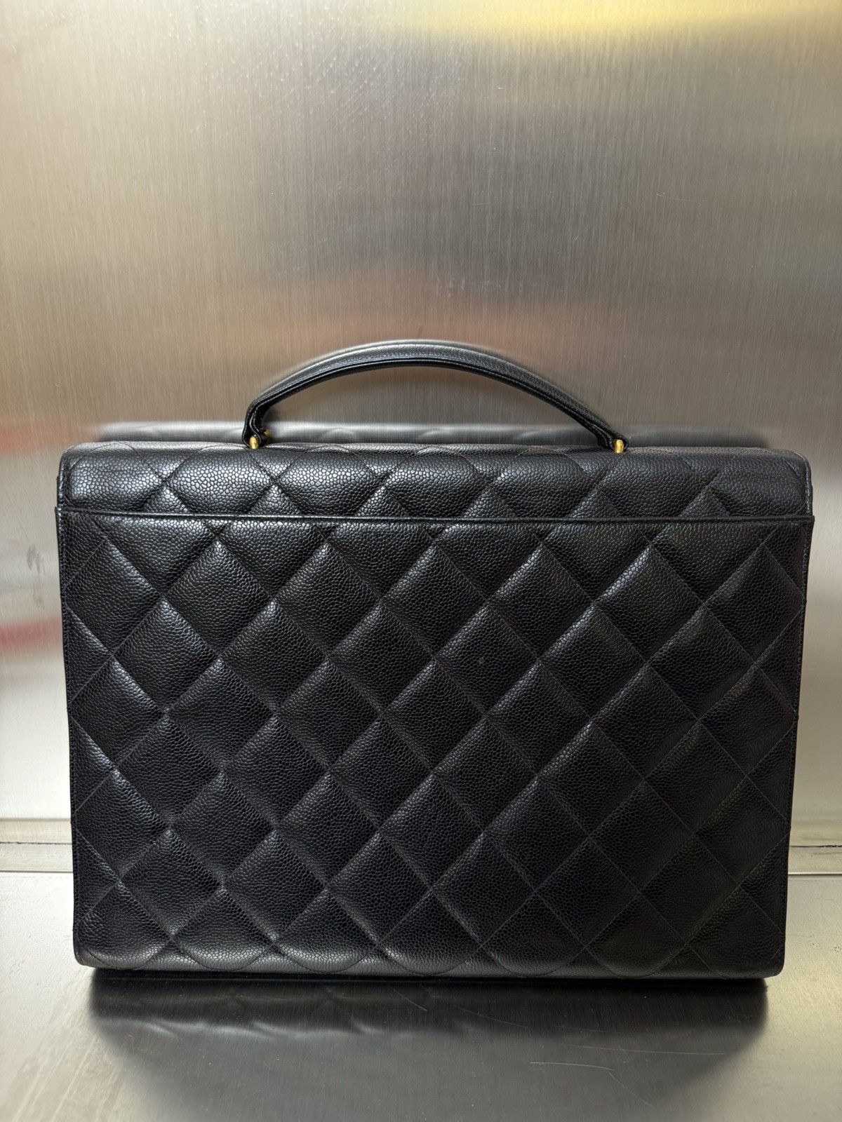 Chanel Chanel vintage officer bag Size ONE SIZE - 2 Thumbnail
