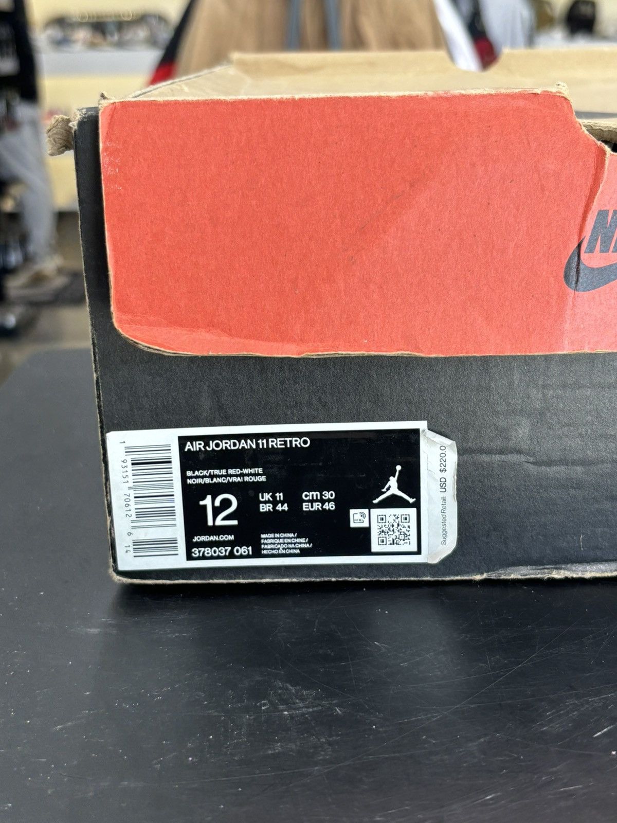 Jordan Brand Jordan 11 Playoffs Bred Sz. 12 Size US 12 / EU 45 - 9 Thumbnail