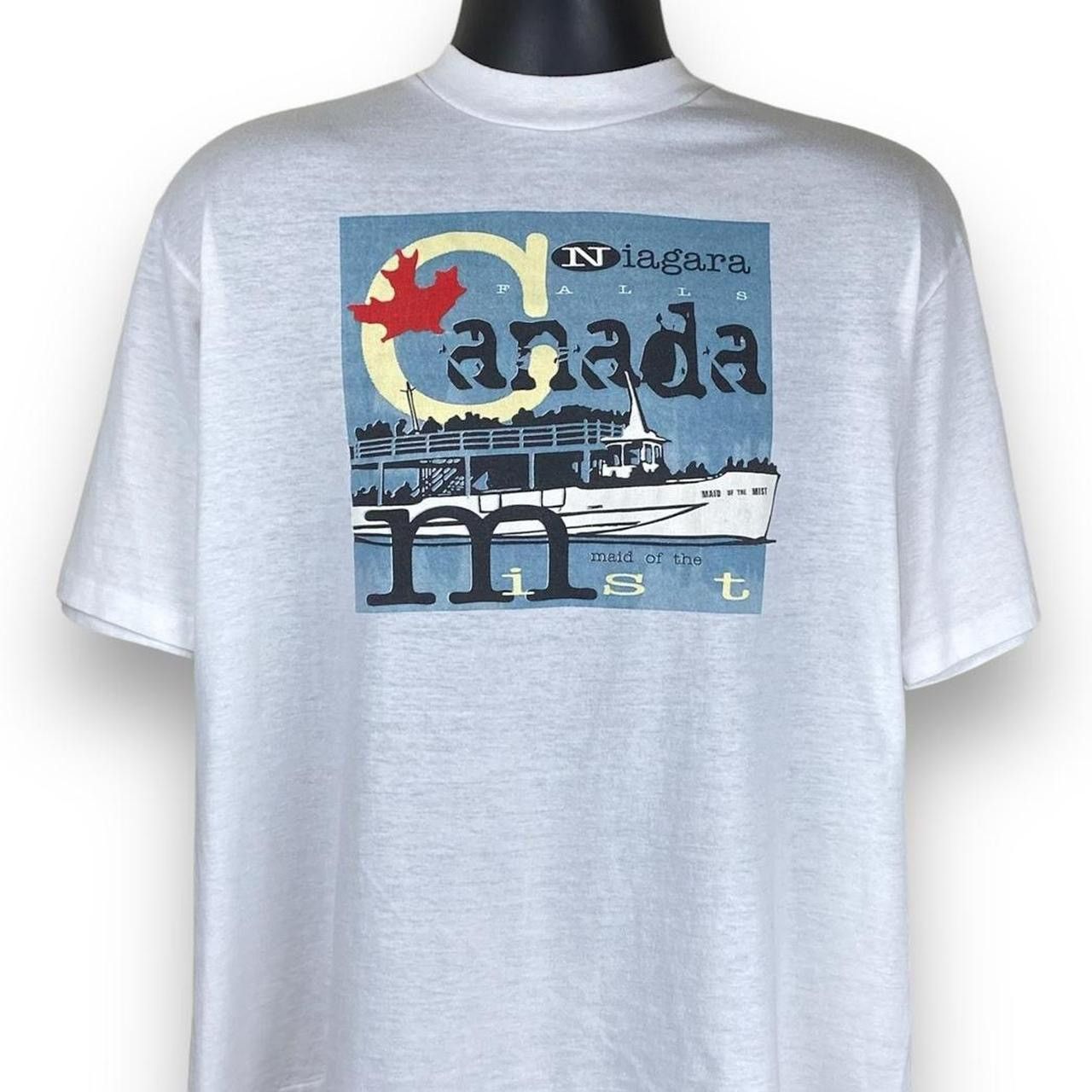 Vintage Vintage 90s Niagara Falls Canada Tee Tshirt Size US L / EU 52-54 / 3 - 1 Thumbnail