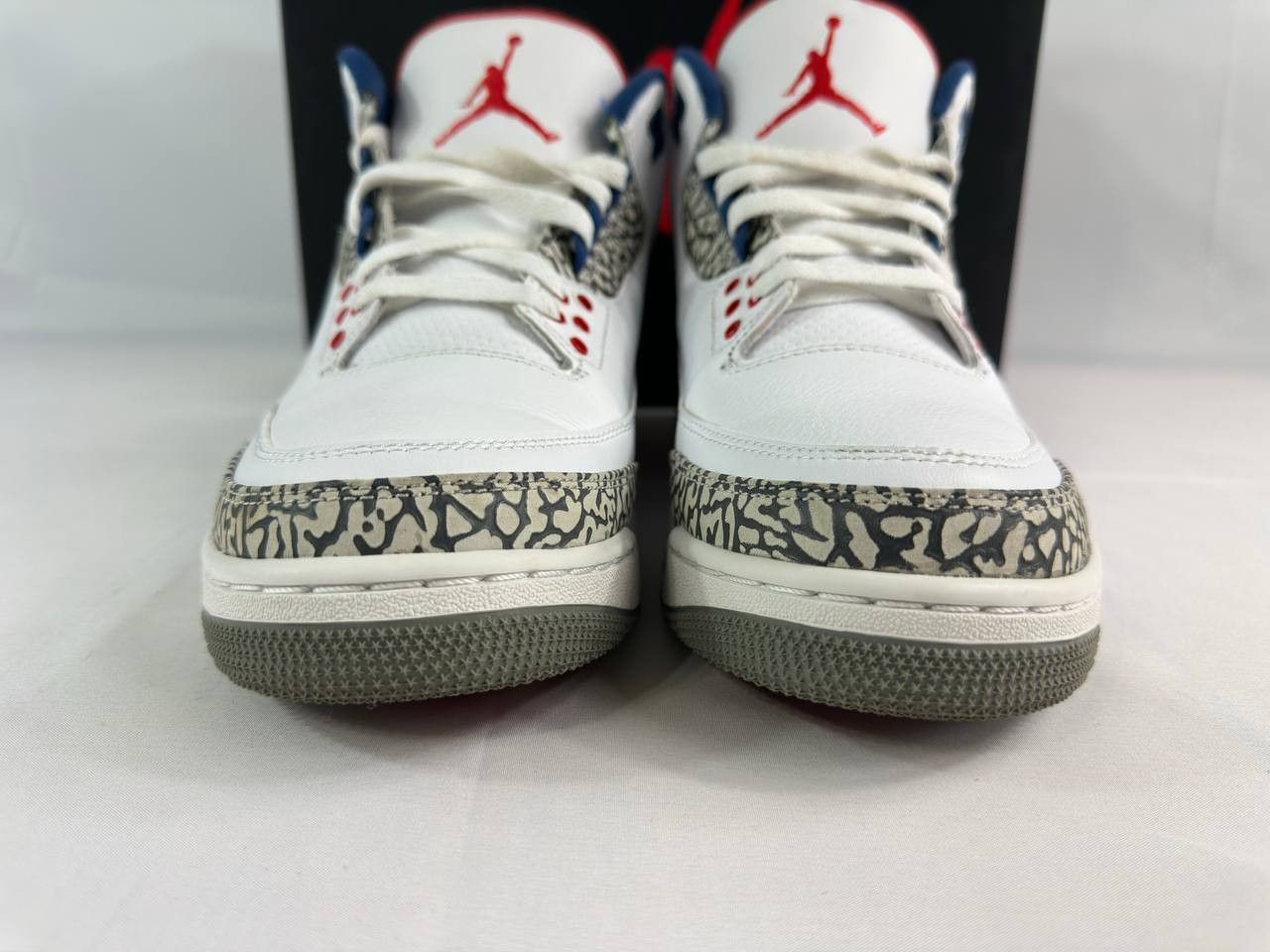 Nike Nike Air Jordan 3 Retro OG Mid True Blue Size US 10 / EU 43 - 4 Thumbnail