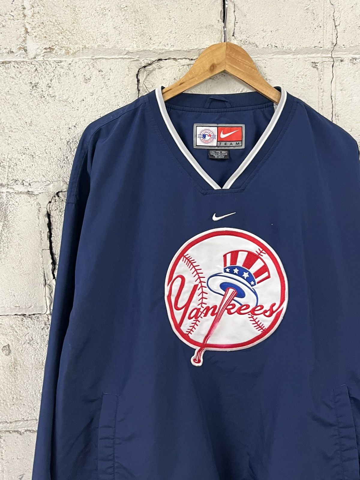 Nike Nike NY yankees y2k center swoosh windbreaker hype rare Size US XXL / EU 58 / 5 - 3 Thumbnail