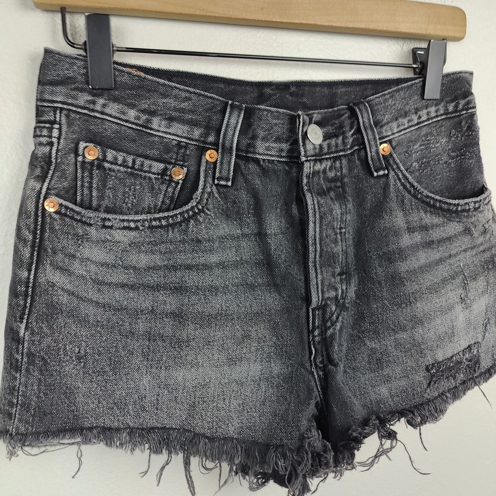 Levi's Levi's 501 Denim Shorts Womens 27 Trashed Black Button Fly Size 27" / US 4 / IT 40 - 2 Thumbnail