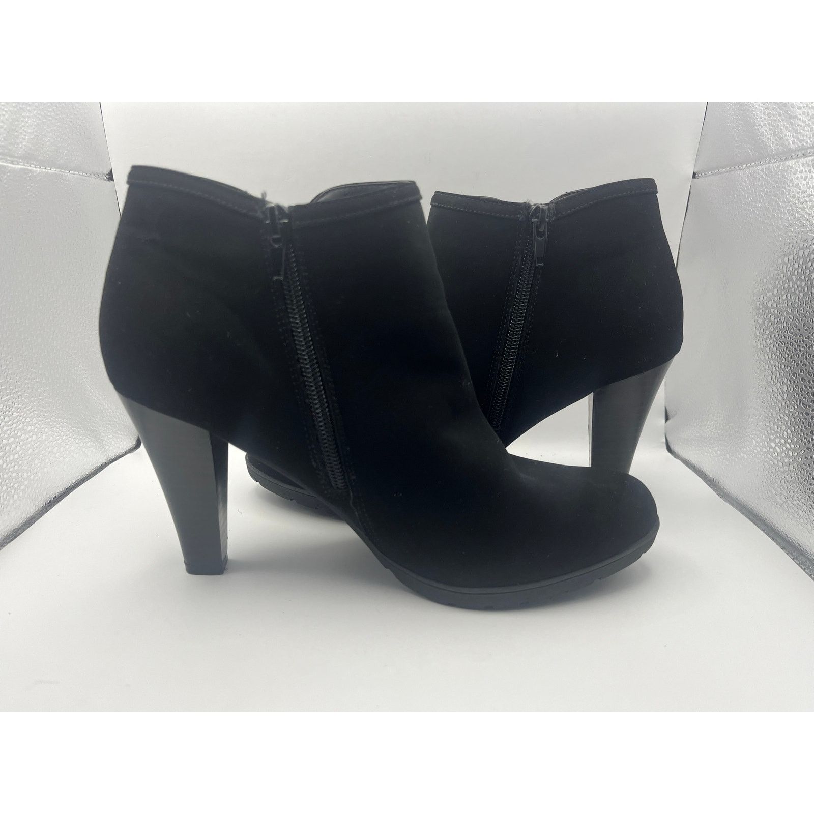 Unknown London Black Ankle Boot Heels Zip Up Dress Booties Women’s Size 9M Size US 9 / IT 39 - 2 Thumbnail