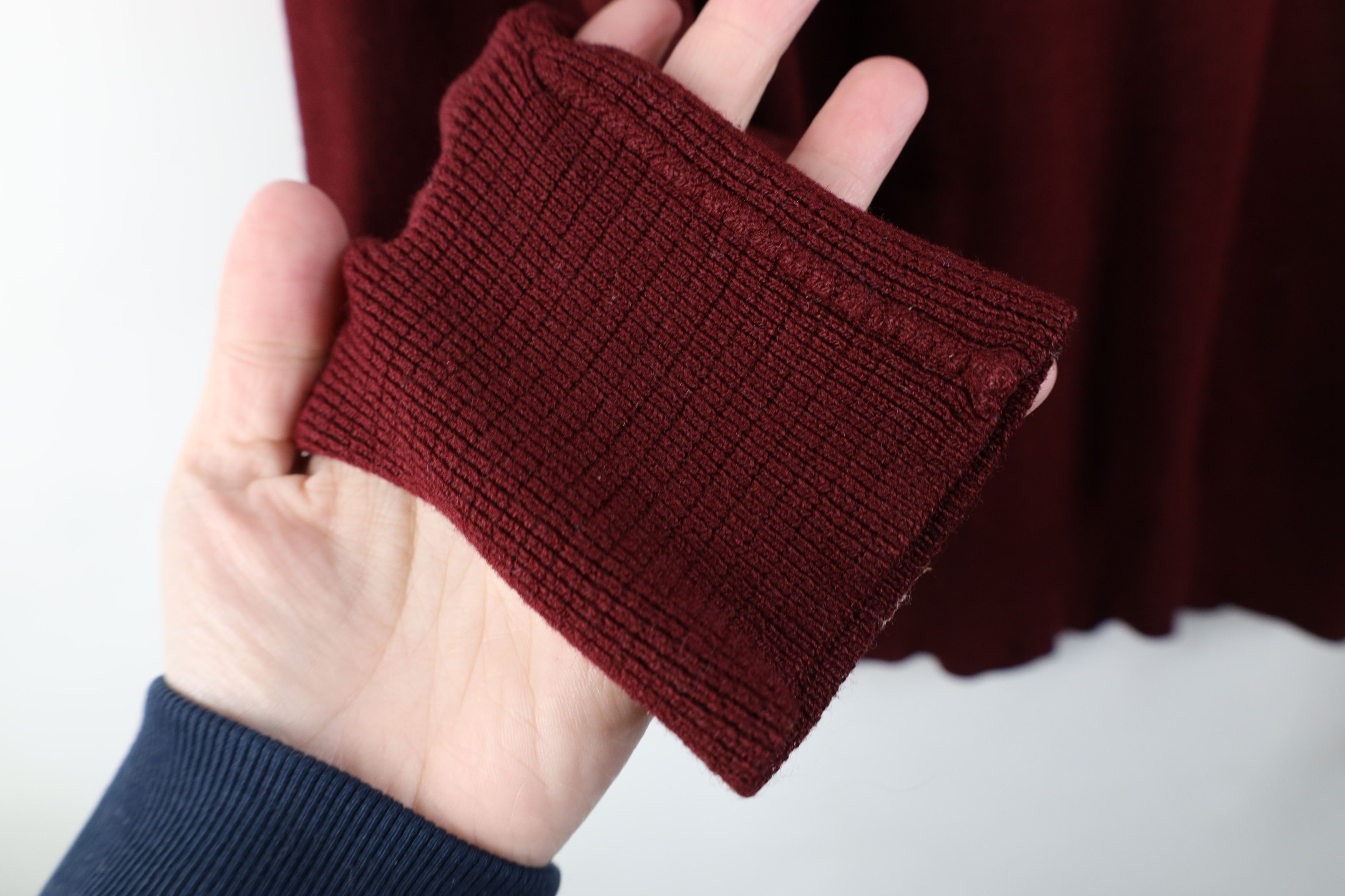 Christian Dior Monsieur Vintage 70s 80s Christian Dior V-Neck Sweater Burgundy USA Size US L / EU 52-54 / 3 - 7 Thumbnail