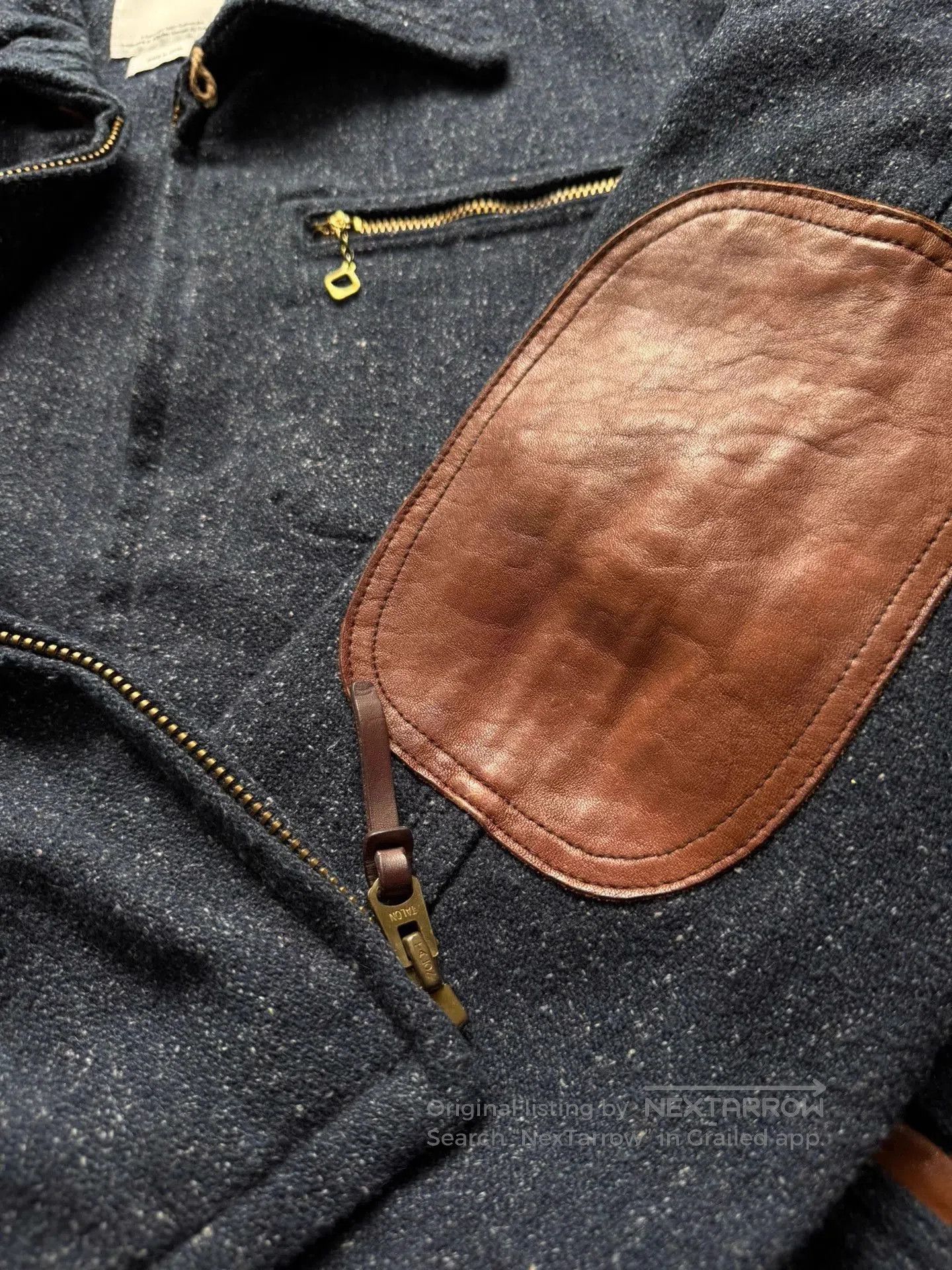 Gray Collared Zip-Up Jacket with Leather Trim - Size L.