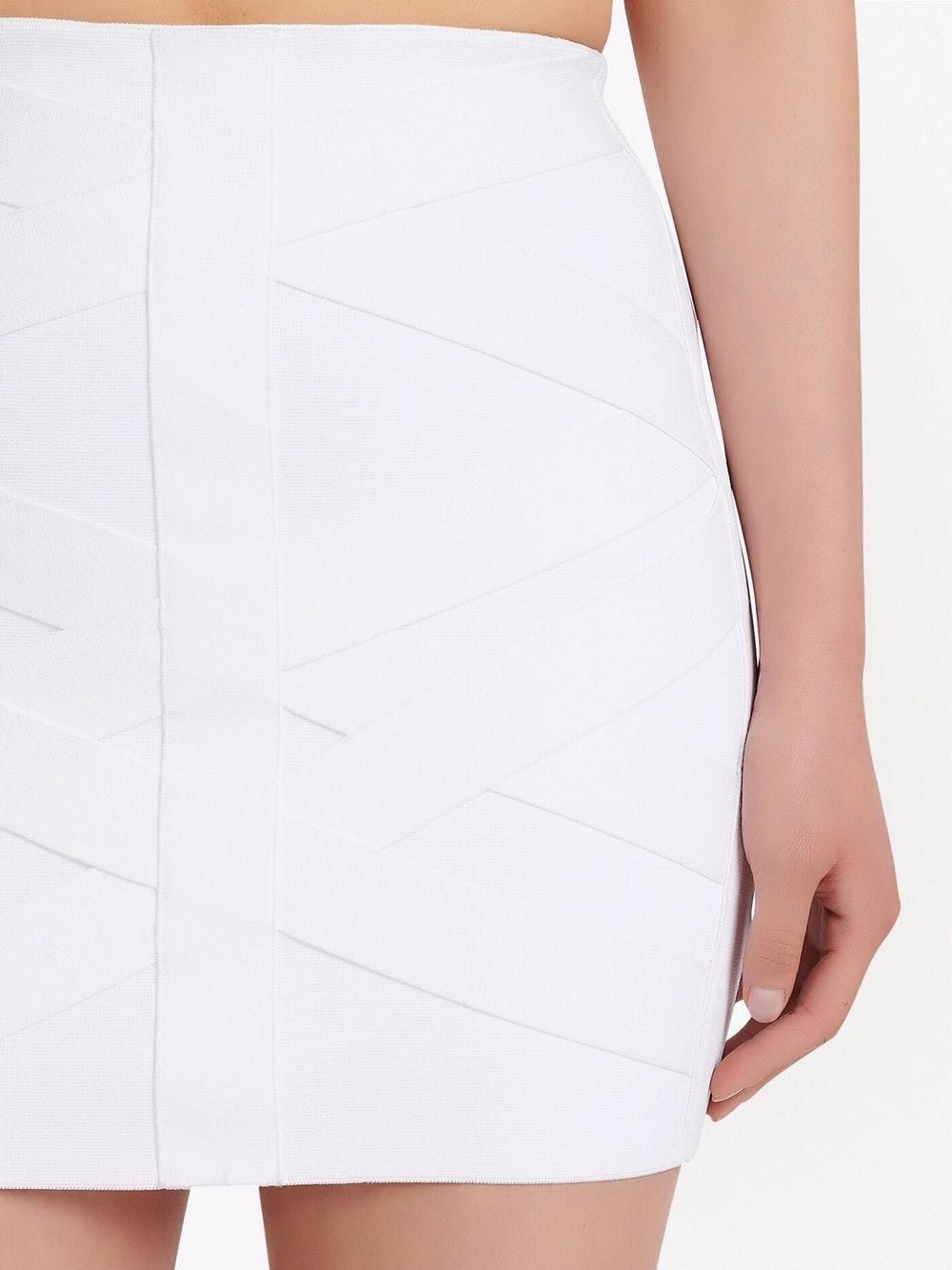 Balmain o1y0625 Mini Skirt in White Size 27" / US 4 / IT 40 - 2 Thumbnail