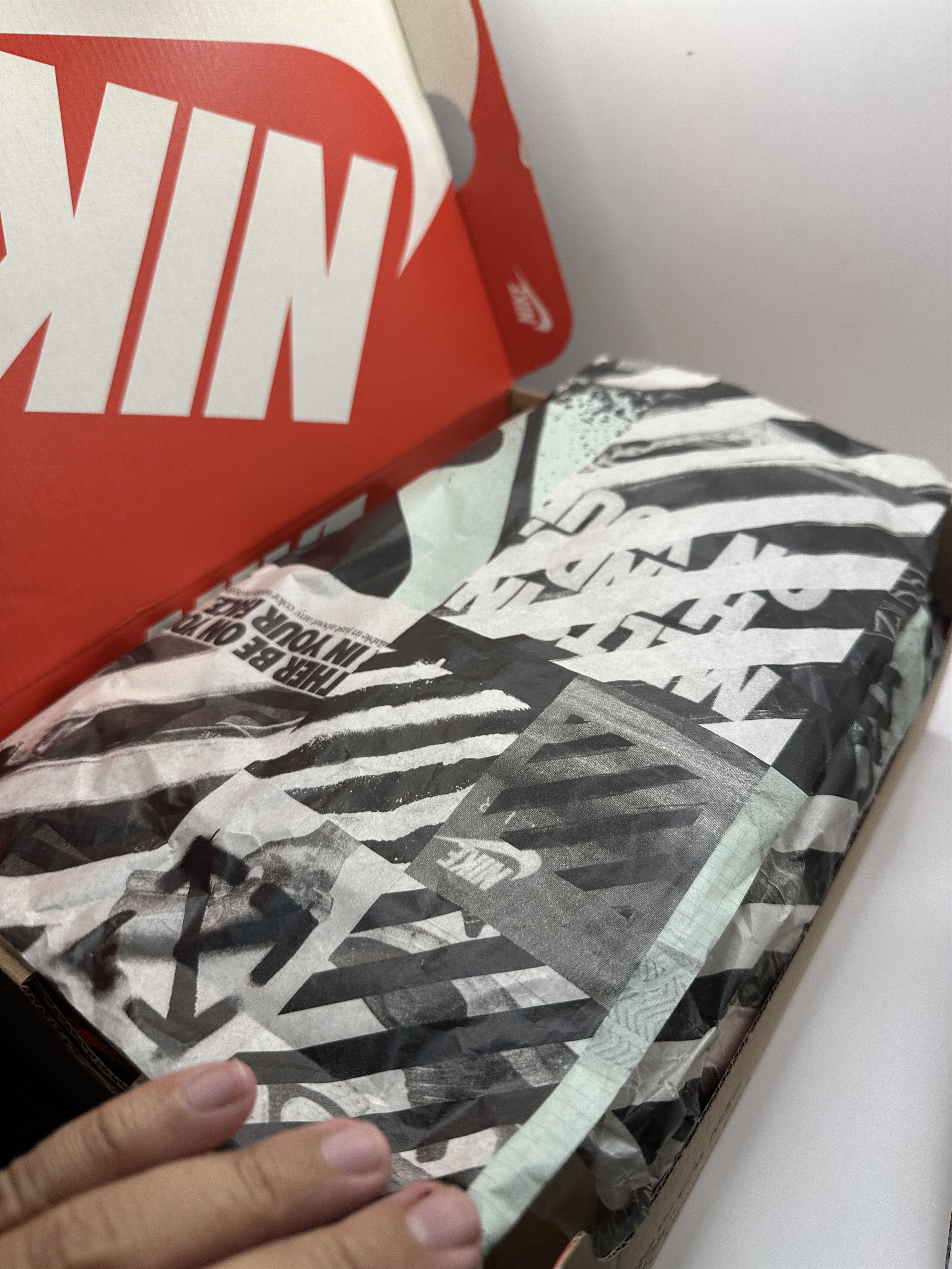 Nike × Off-White Nike Blazer Off White Size US 10 / EU 43 - 12 Thumbnail