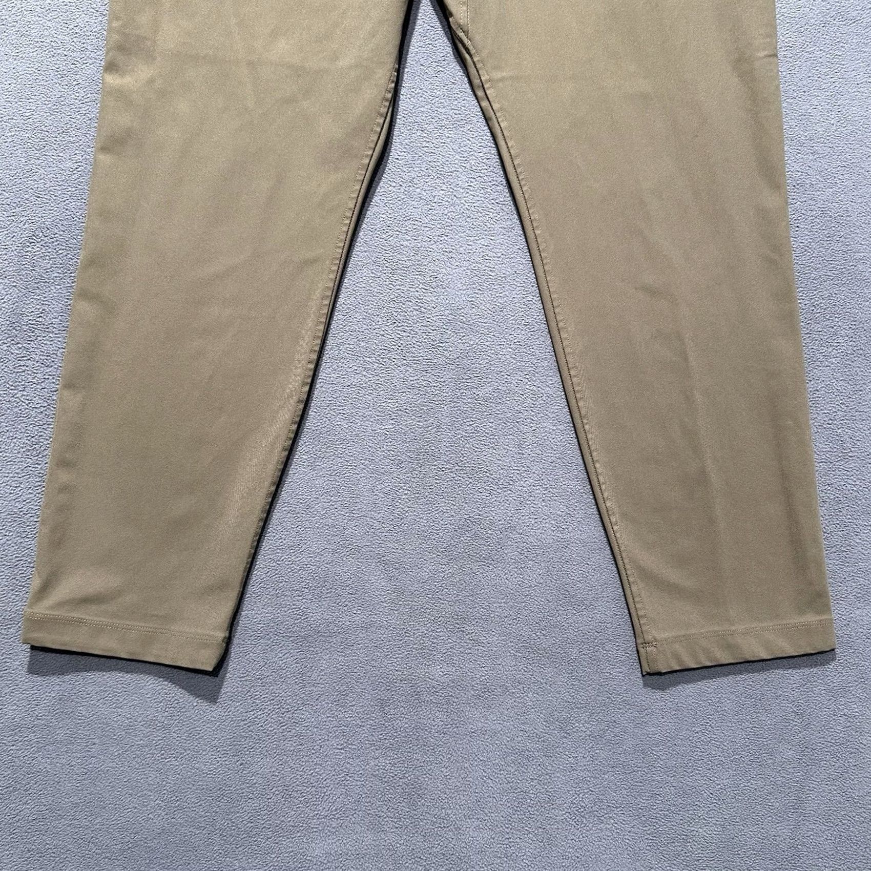 Lululemon Lululemon Pants Mens 33 Beige ABC Slim Fit Pocket 33x26 Tan Warpstreme GUC Size US 33 - 6 Thumbnail