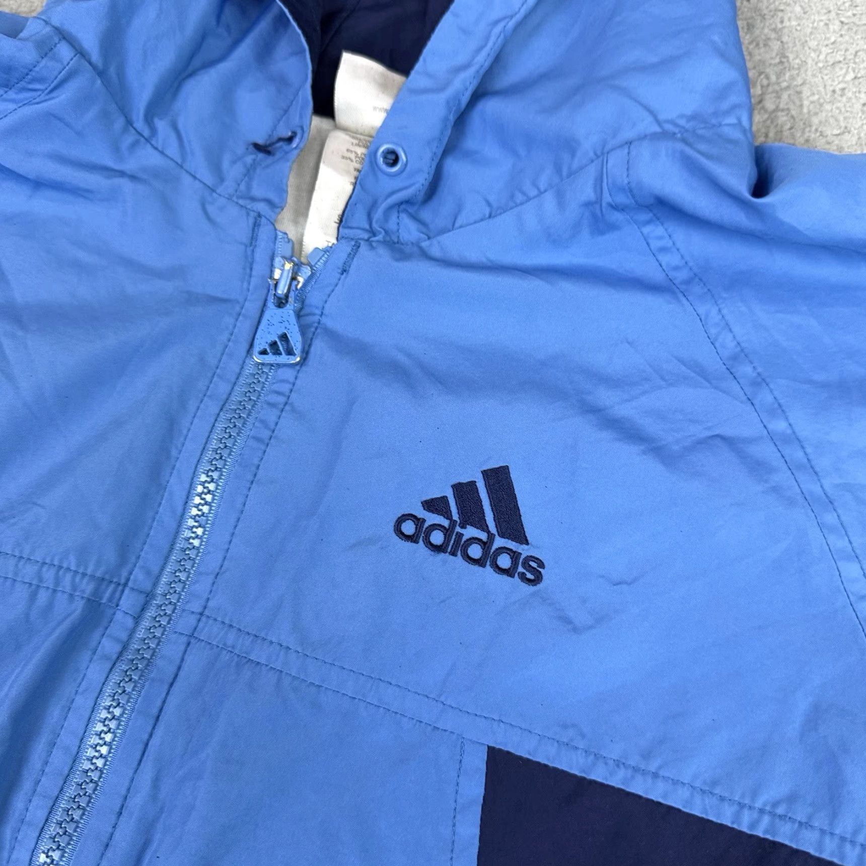 Adidas VINTAGE adidas Jacket Mens M Blue Trefoil Embroidered Windbreaker Zip 00s Soccer Sports Full Zip Lined All Seasons Narrow to Windbreaker Size US M / EU 48-50 / 2 - 3 Thumbnail