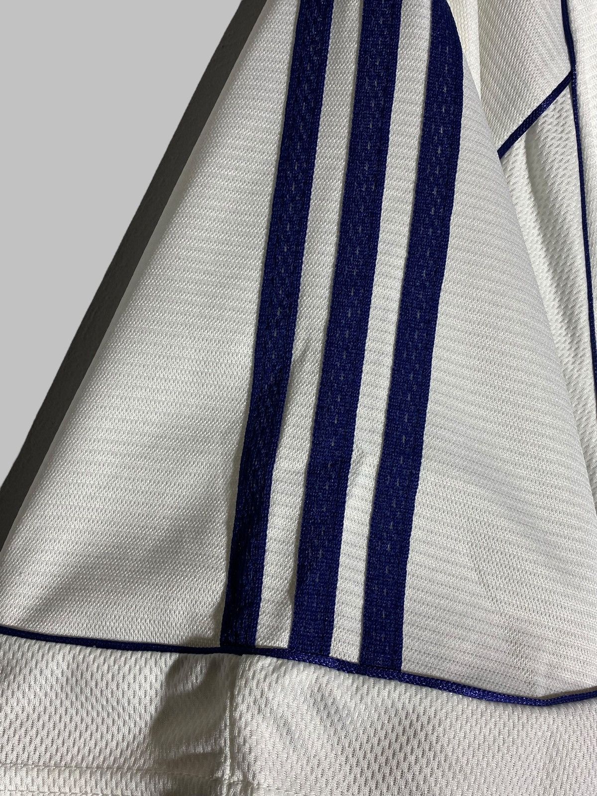 Adidas × Vintage Vintage Tottenham Hotspur 1999/00 Home Football Shirt Size US XL / EU 56 / 4 - 10 Thumbnail