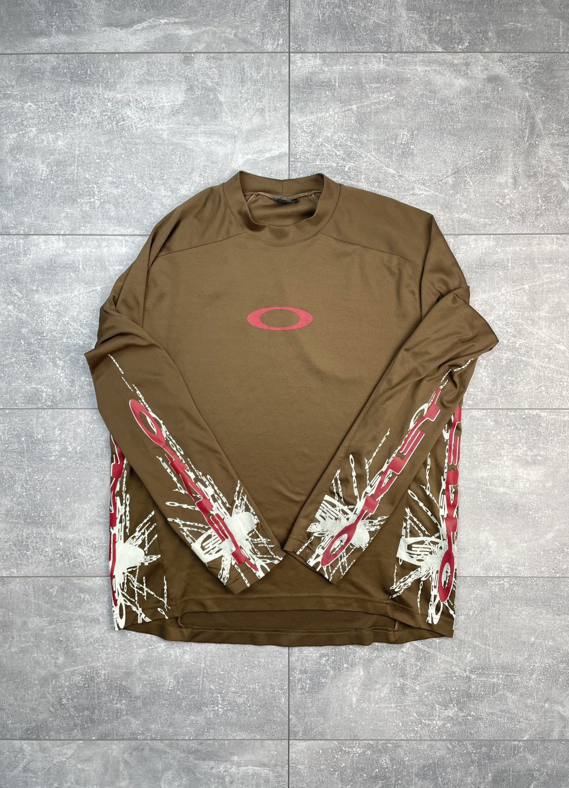 Oakley Oakley Vintage Long Sleeve Big Logo Rare 90s Size US XL / EU 56 / 4 - 1 Thumbnail