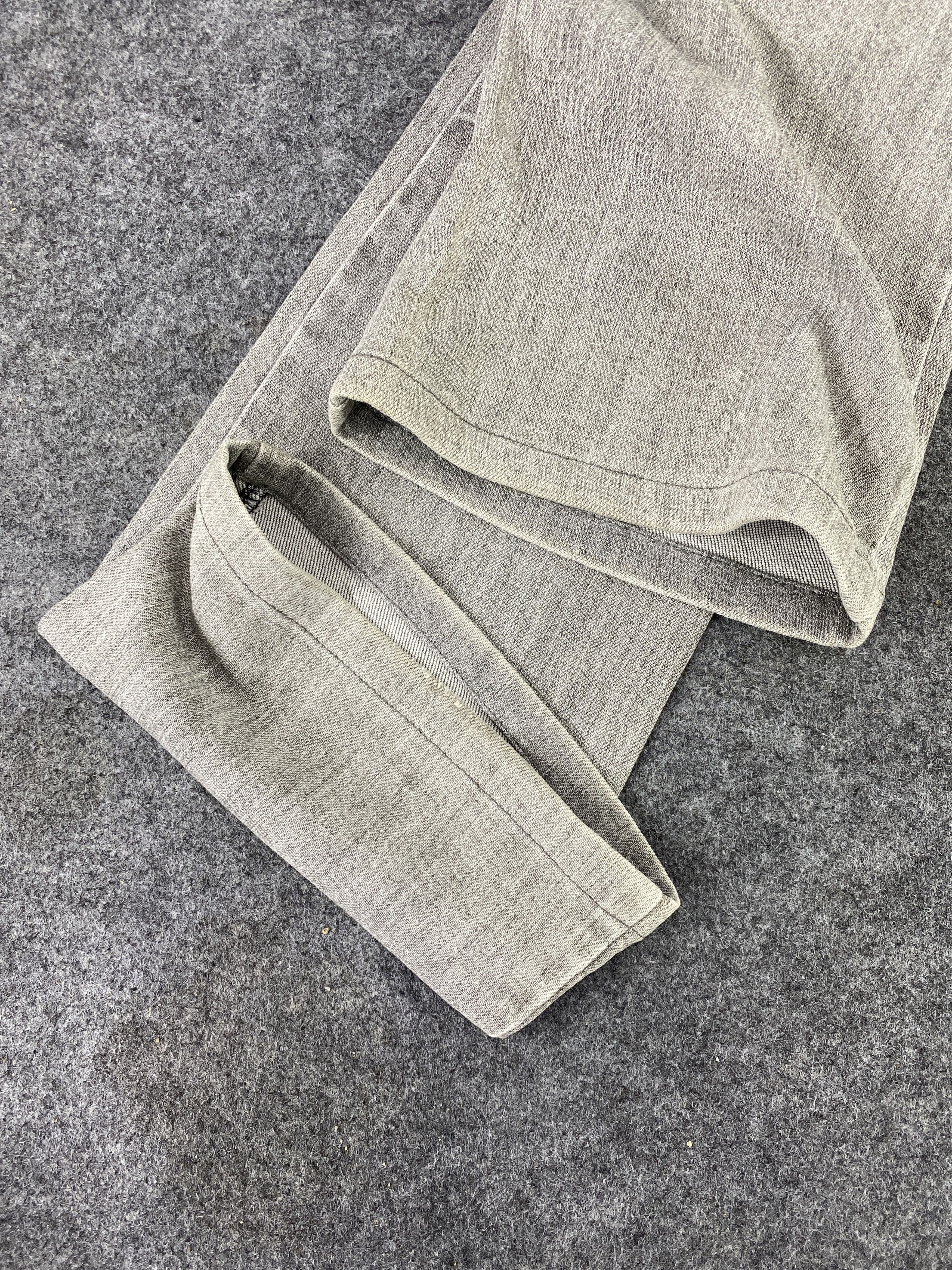 Japanese Brand Japanese Brand Indivi Bootcut Faded Grey Jeans - J1047 Size 28" / US 6 / IT 42 - 11 Thumbnail
