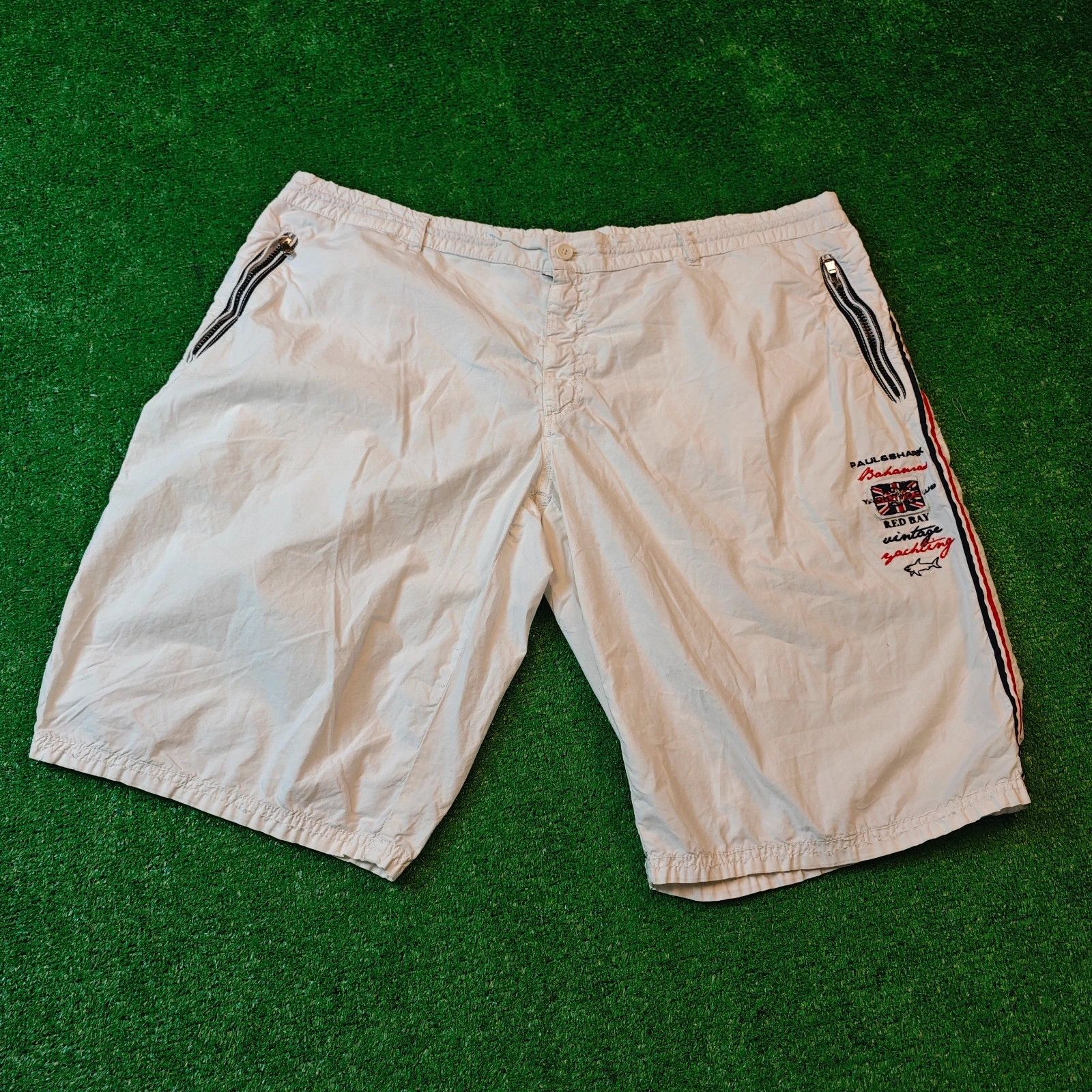 Paul & Shark Vintage Paul & Shark Shorts Mens 44 (W40) white embroidered Size US 44 / EU 60 - 1 Thumbnail