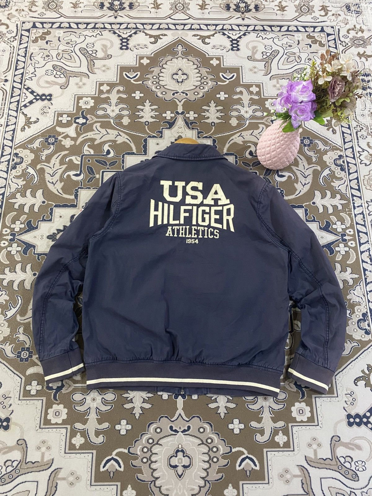 Tommy Hilfiger VINTAGE TOMMY HILFIGER BIG SPELLOUT VARSITY Size US XL / EU 56 / 4 - 13 Thumbnail