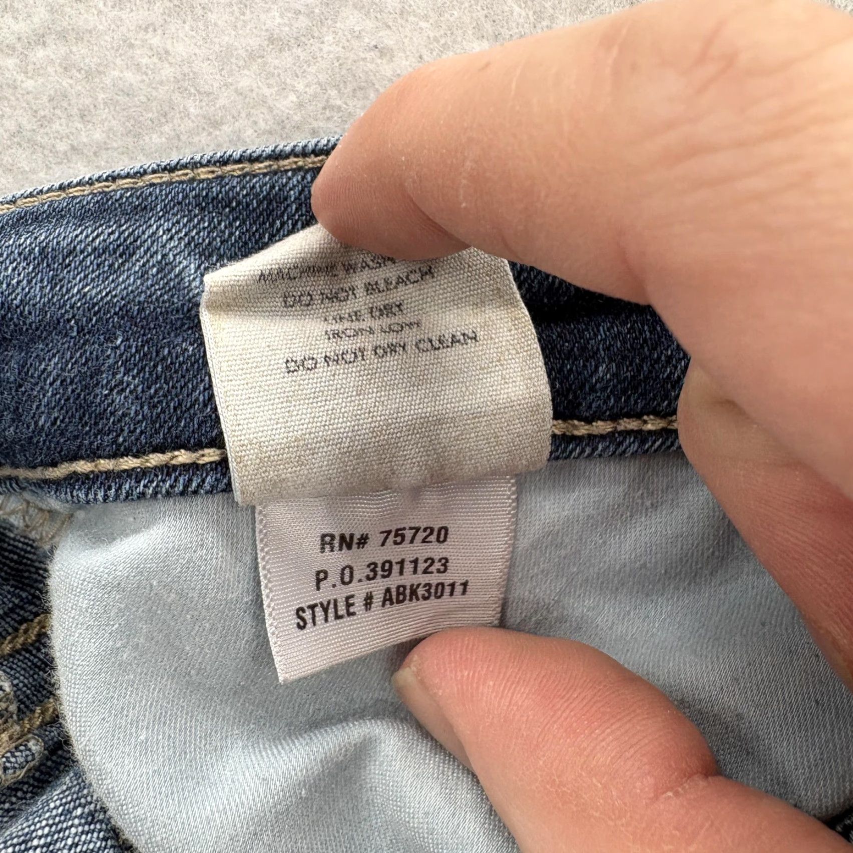 Vintage VINTAGE Buckle BKE Denim Stella Skinny Jeans Womens 25R Blue Distressed Stretch Grunge Size 42" / US 20 - 6 Thumbnail