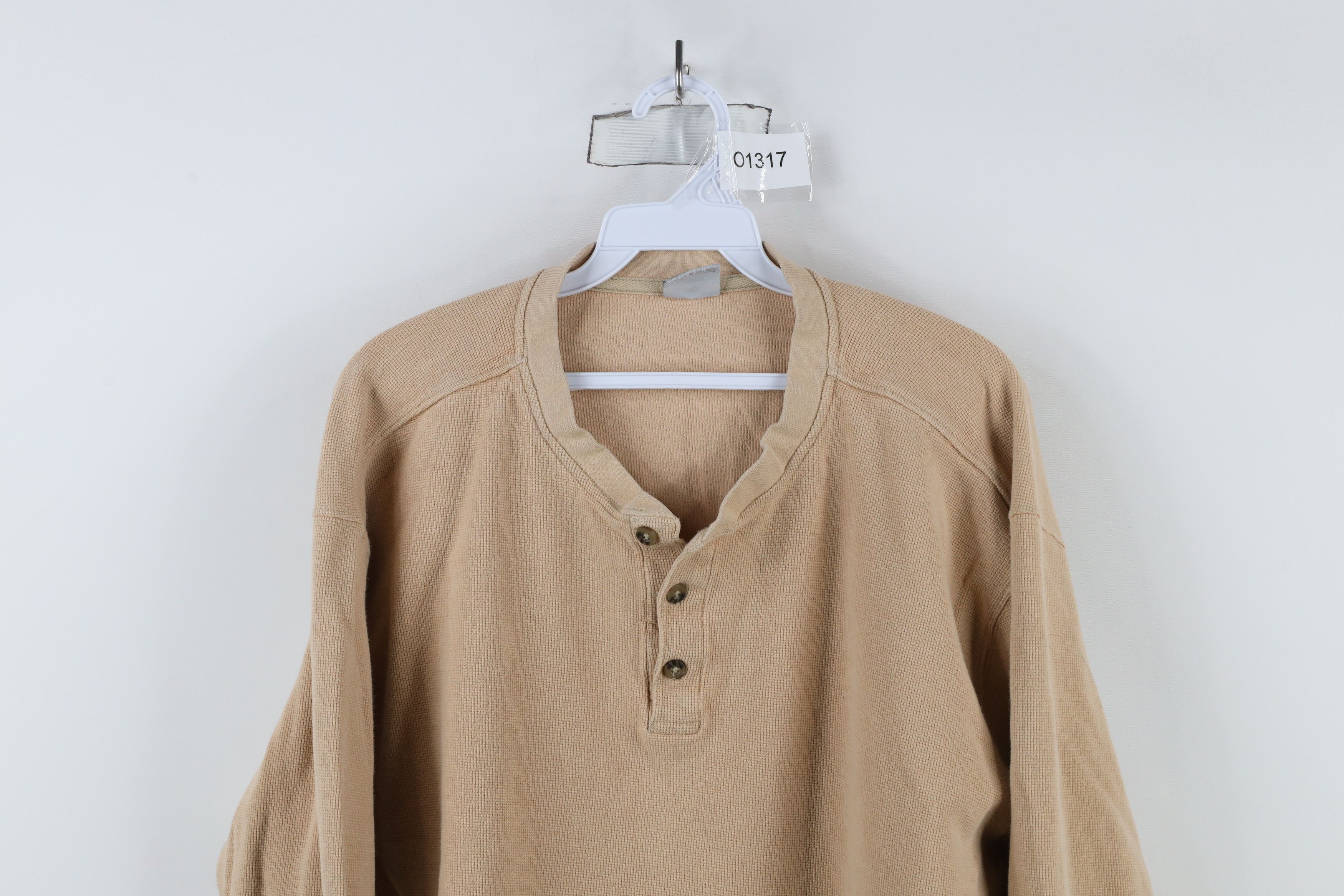 Carhartt × Vintage Vintage Carhartt Thermal Waffle Knit Henley T-Shirt Beige Size US XL / EU 56 / 4 - 2 Thumbnail