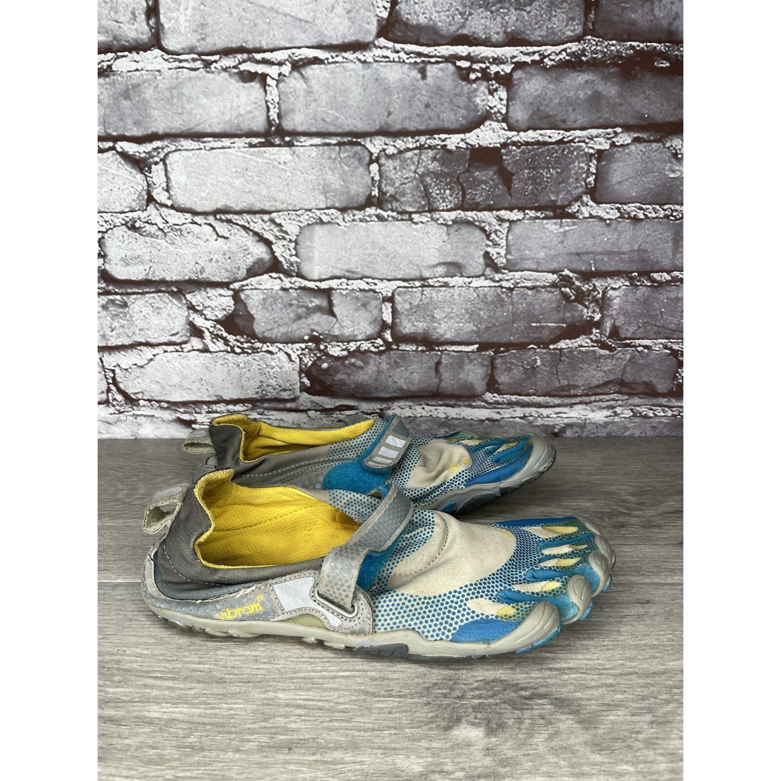 Vibram VIBRAM FiveFingers Gray Blue Textile Barefoot Running Shoes Size US 7.5 / IT 37.5 - 2 Thumbnail