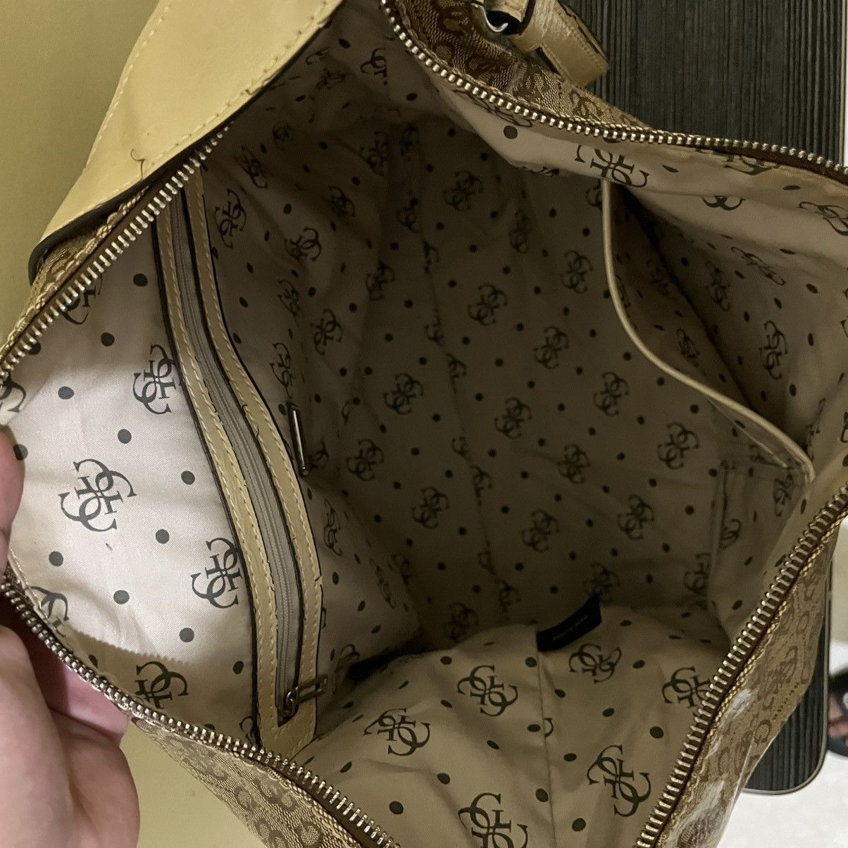 Guess Y2k GUESS MONOGRAM HOBO/SHOULDER BAG Size ONE SIZE - 9 Thumbnail