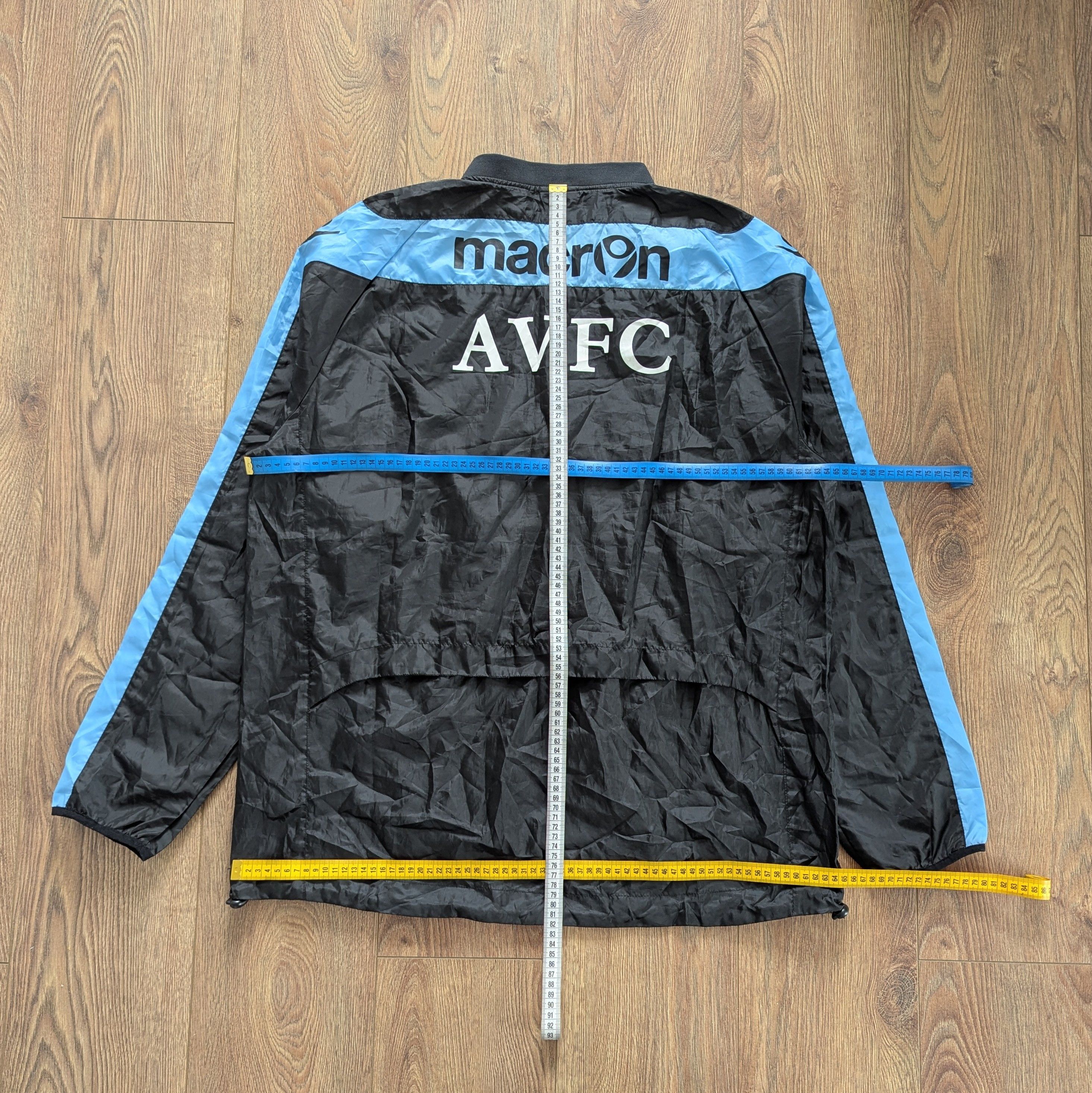 Macron AVFC ASTON VILLA Macron Football Training Long Sleeve Size US XL / EU 56 / 4 - 17 Thumbnail