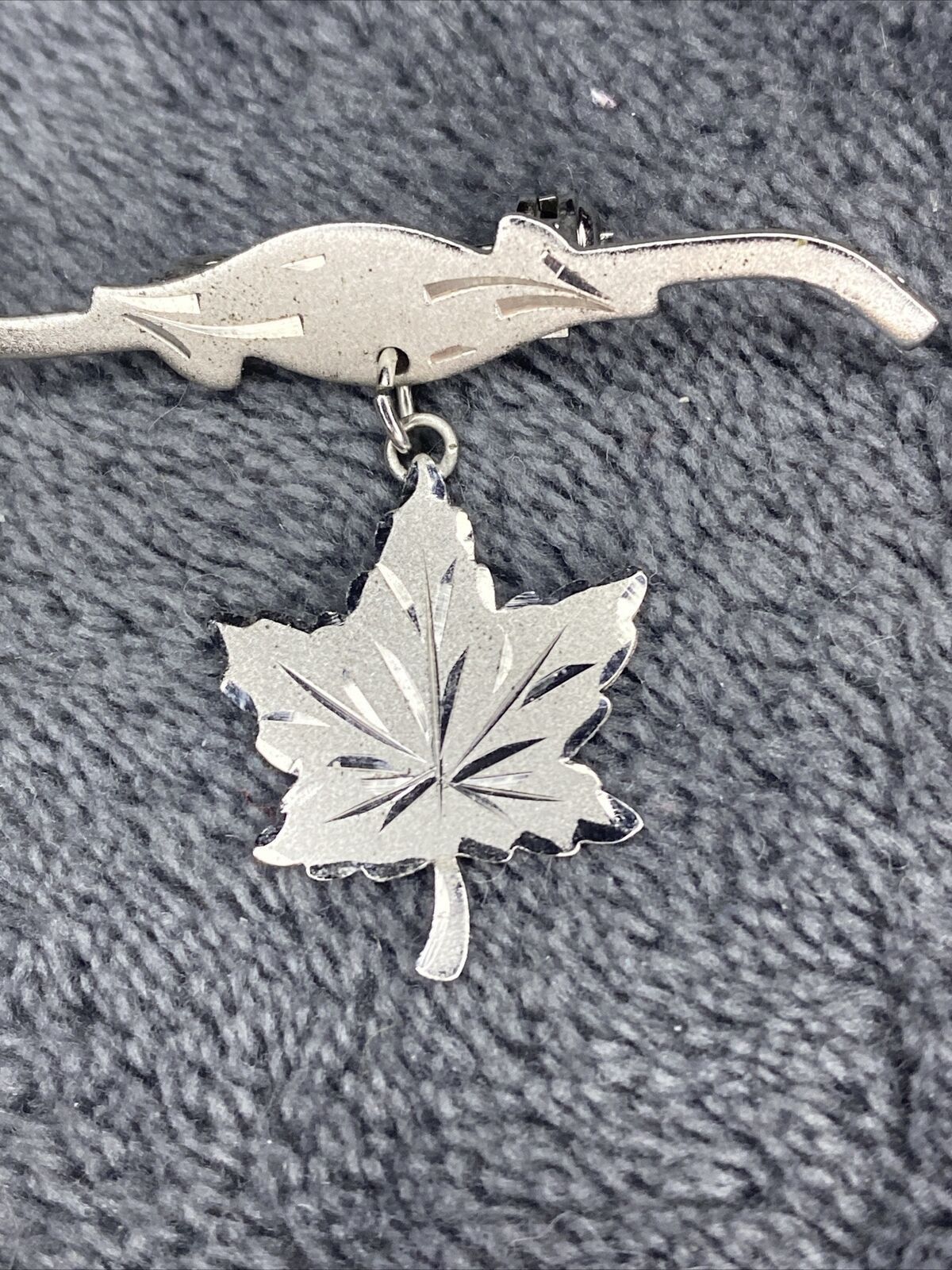 Other STERLING SILVER 925 DANGLE MAPLE LEAF CANADA PIN BROOCH Size ONE SIZE - 2 Thumbnail