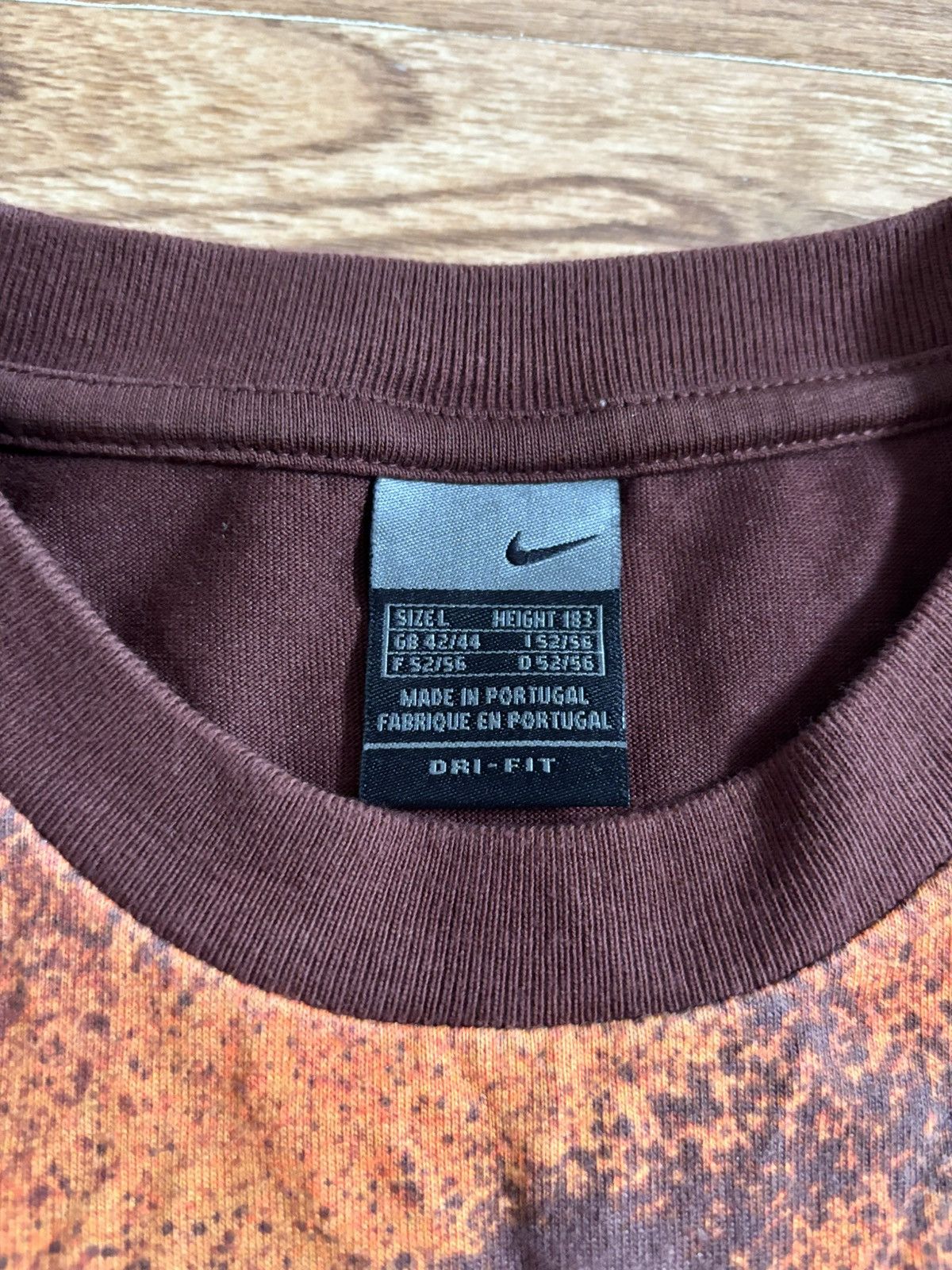 Nike Vintage Nike outdoor basketball sleeveless t-shirt Size US L / EU 52-54 / 3 - 4 Thumbnail