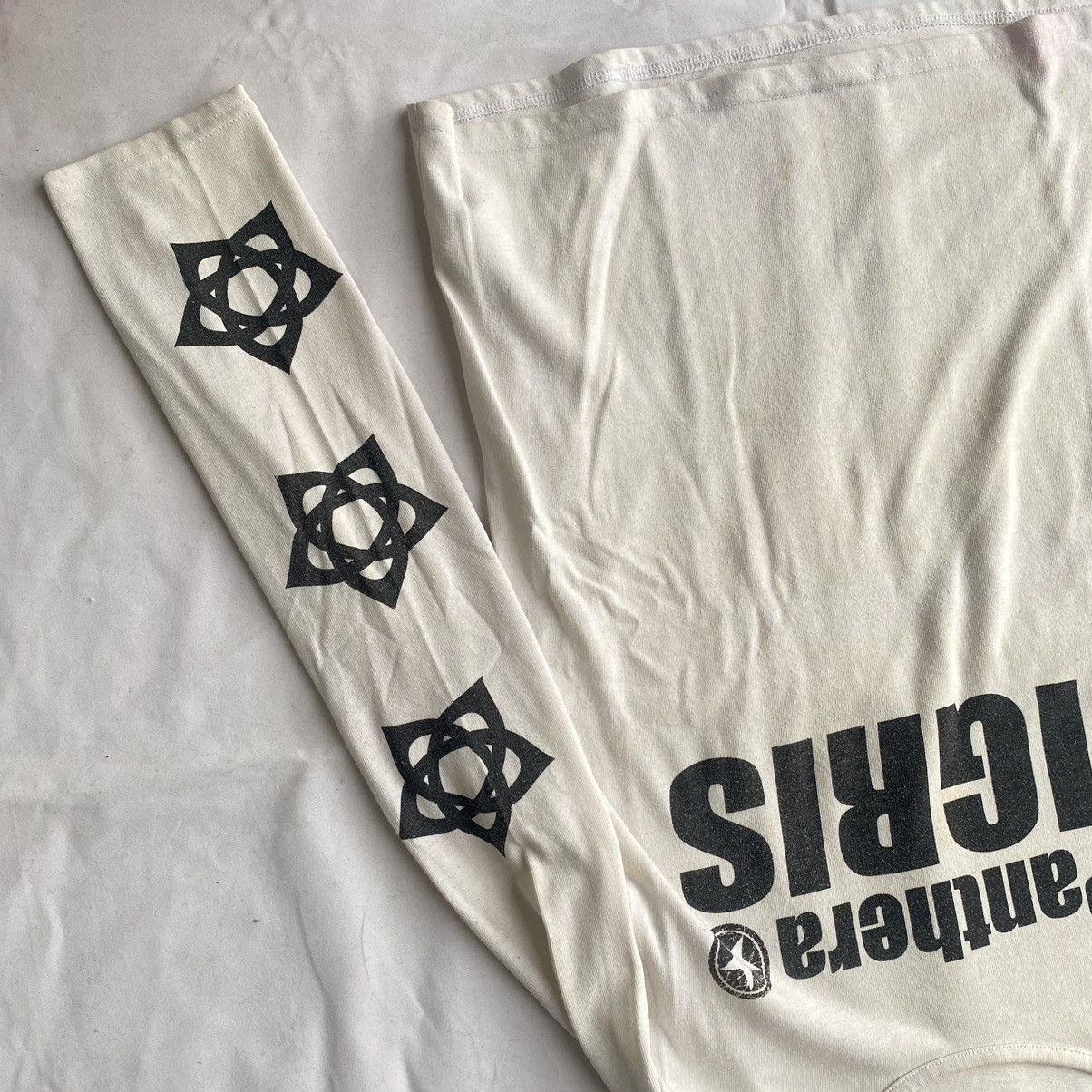 If Six Was Nine × Japanese Brand × Le Grande Bleu (L.G.B.) Japanese Style White Golden Panthera Tigris Long Sleeve Tees Size US L / EU 52-54 / 3 - 4 Thumbnail