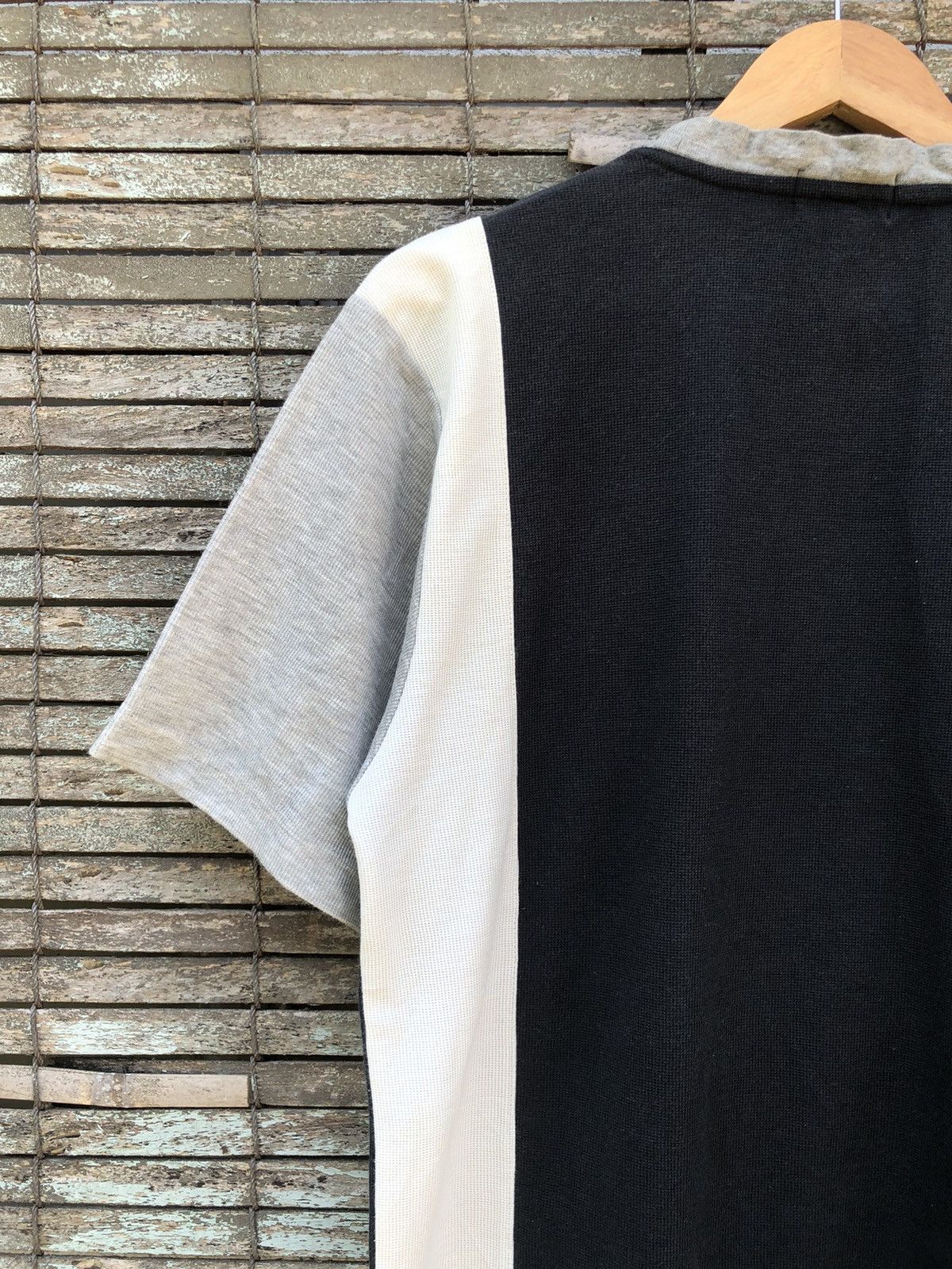 MCM Vintage 90s MCM Legere Single Pocket Colour Block Tshirt Size US L / EU 52-54 / 3 - 13 Thumbnail