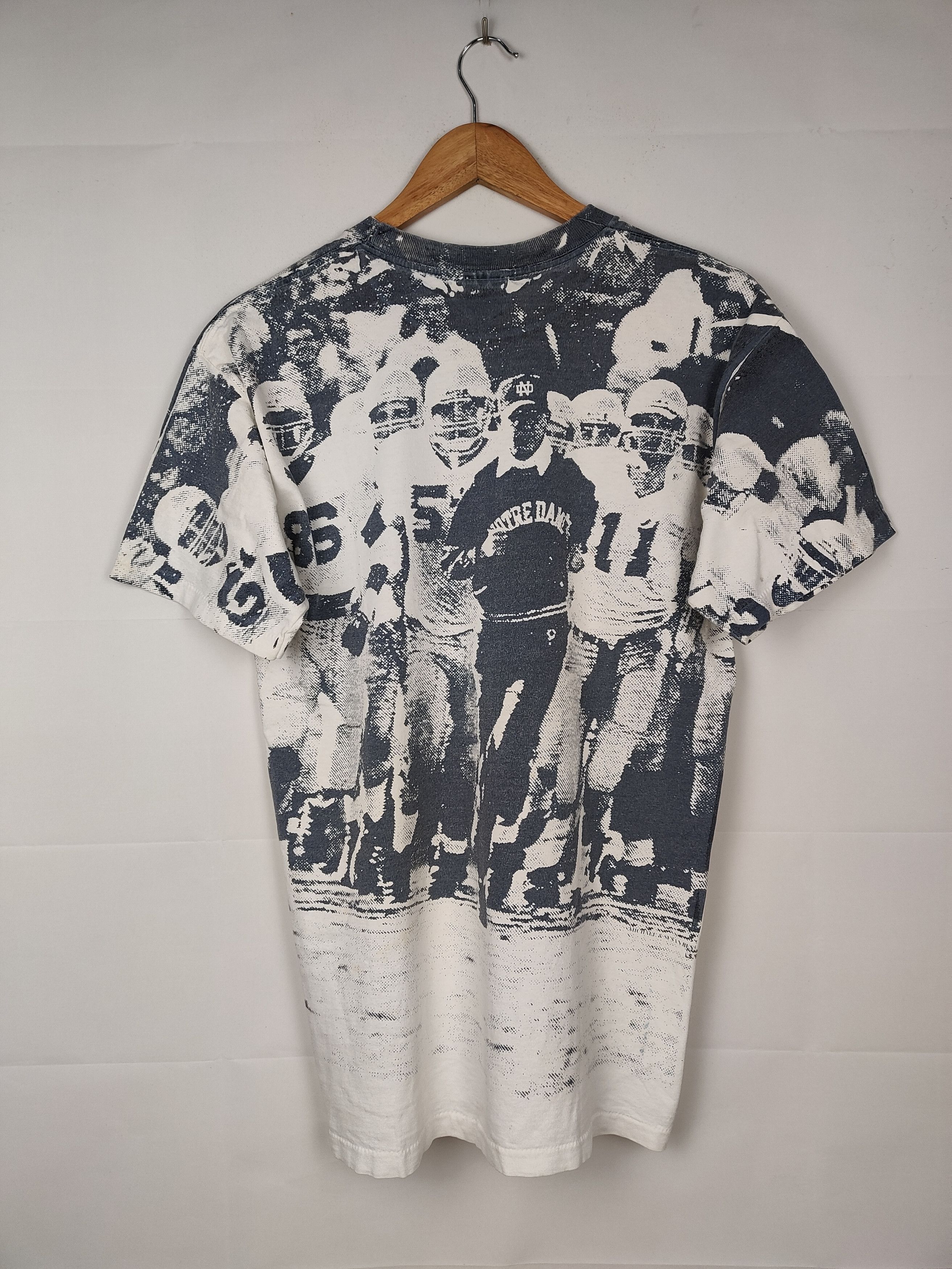 NFL × Vintage Vintage 90s NFL Norte Dame AOP Shirt Size US M / EU 48-50 / 2 - 7 Thumbnail